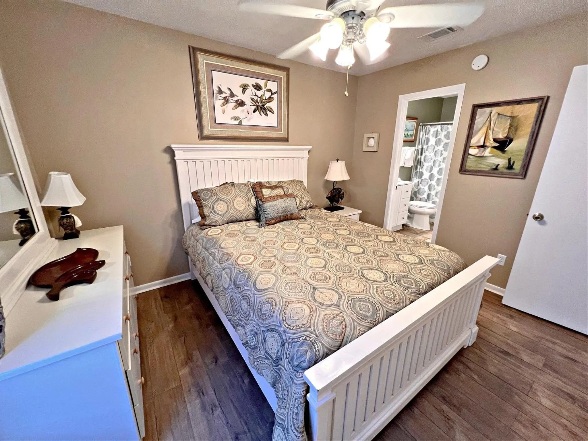 Bed in Ocean Reef
