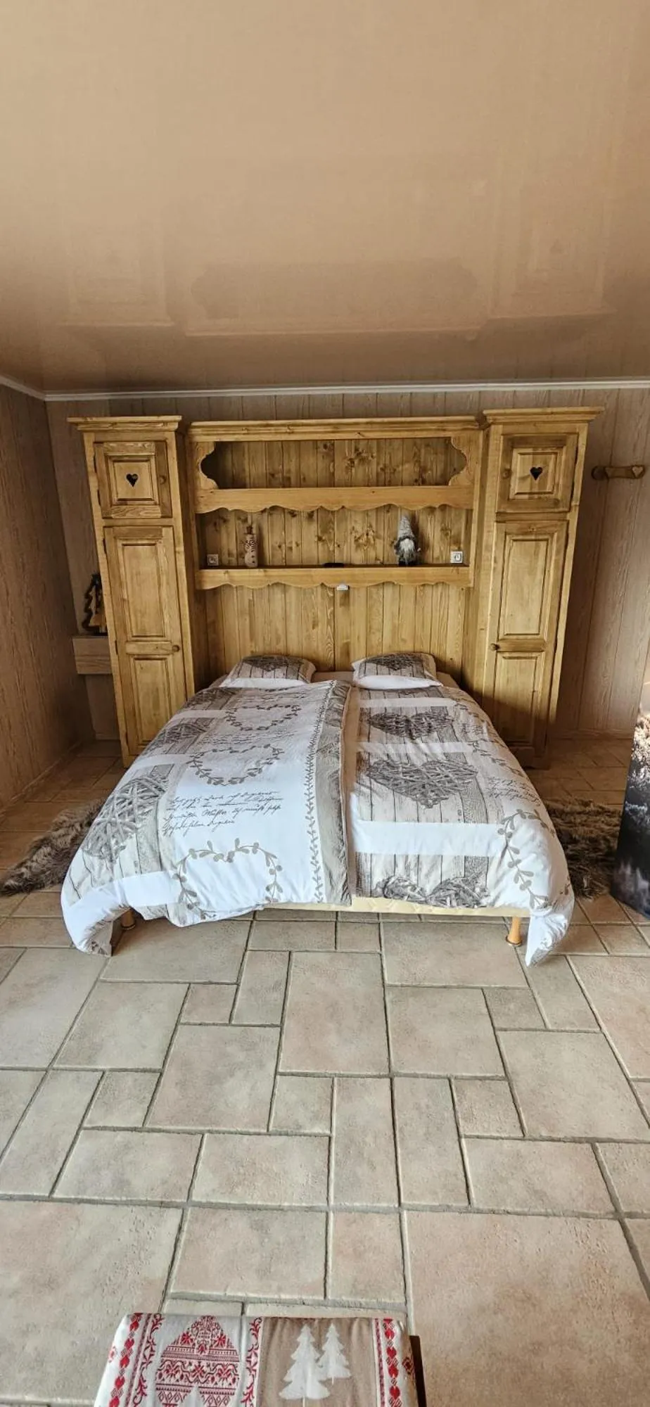 Bed in Les Genévriers