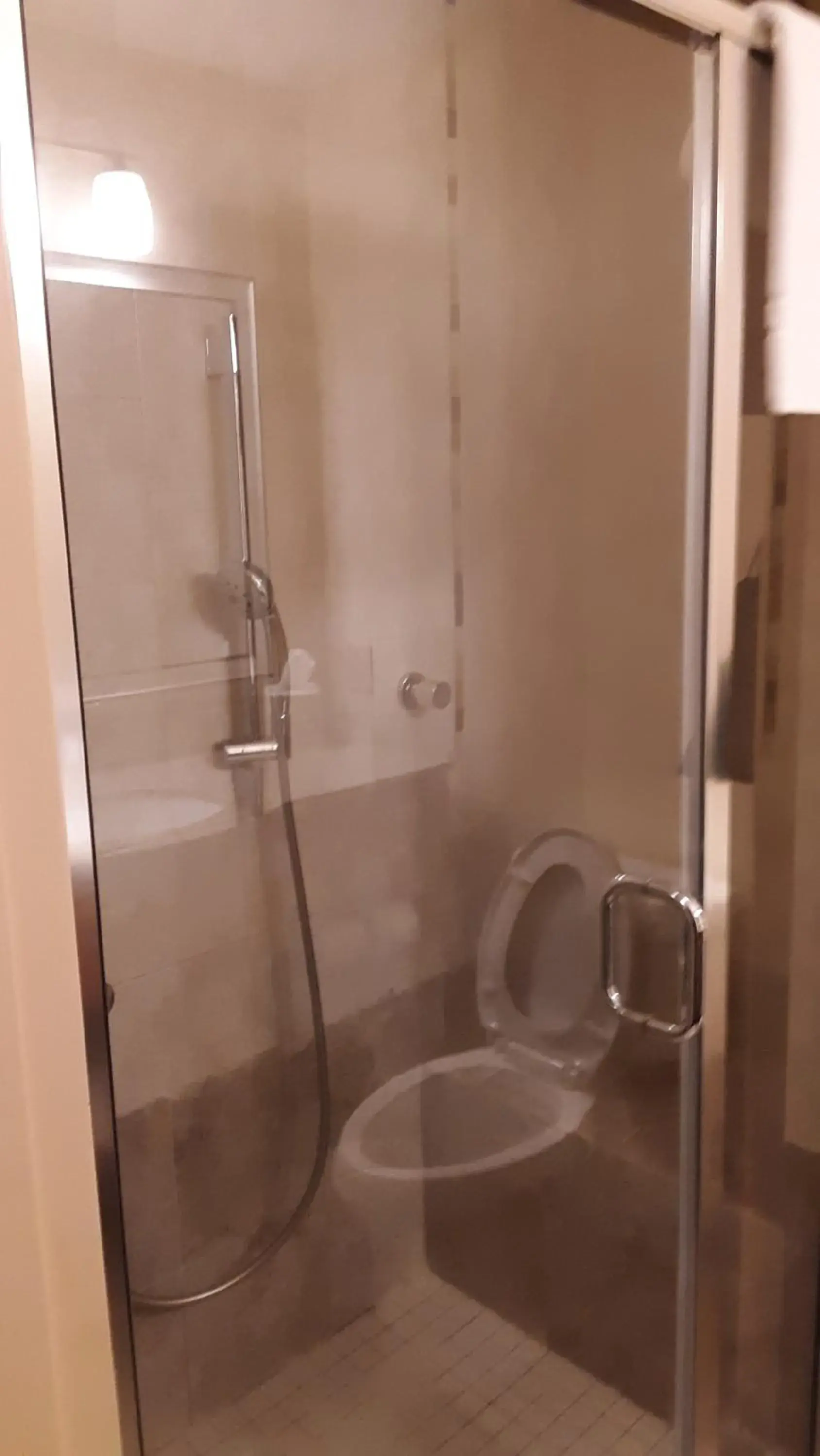 Bathroom in Best western plus Rose City Conference Inn Bathroom in Best western plus Rose City Conference Inn