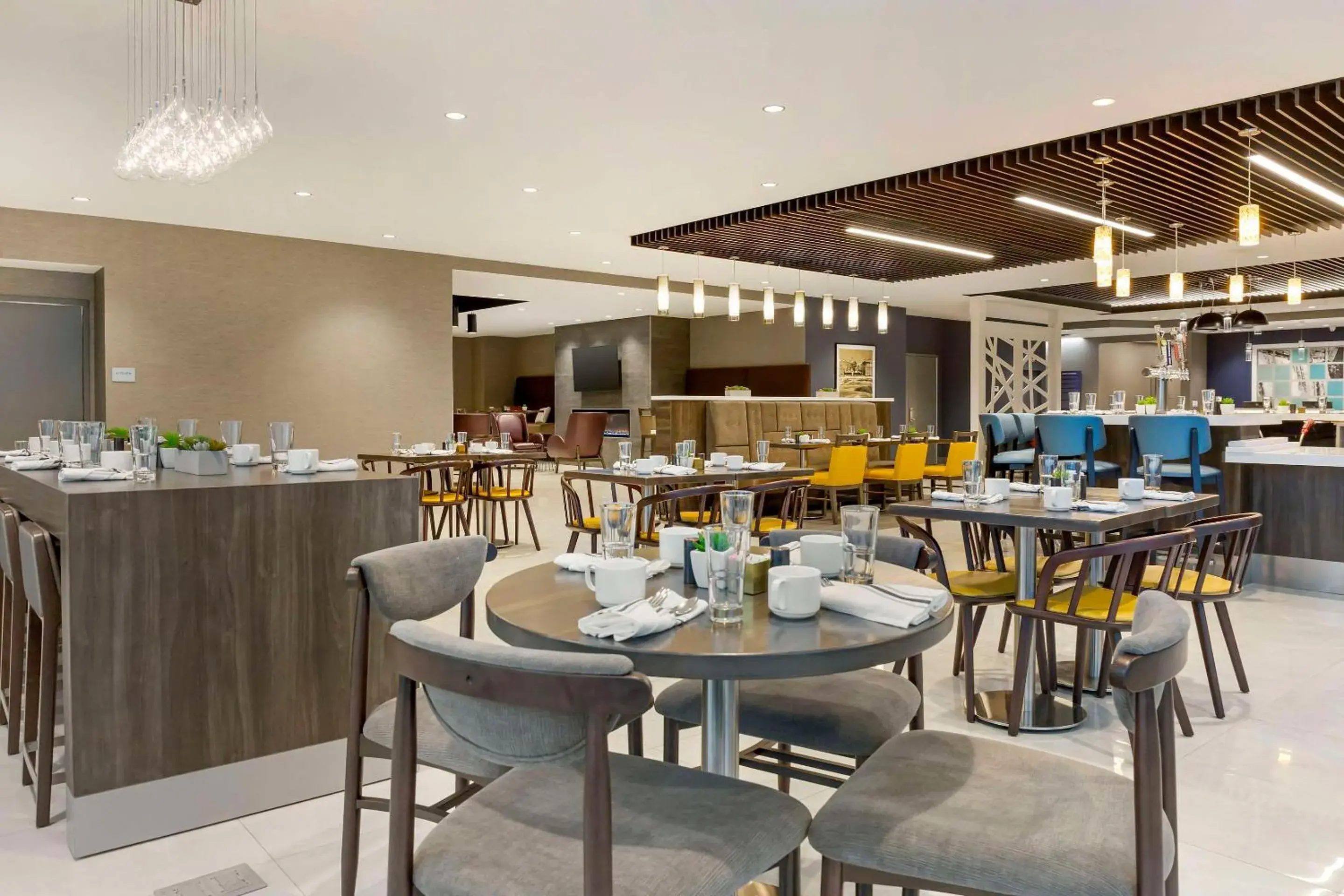 Breakfast in Cambria Hotel Niagara Falls Breakfast in Cambria Hotel Niagara Falls