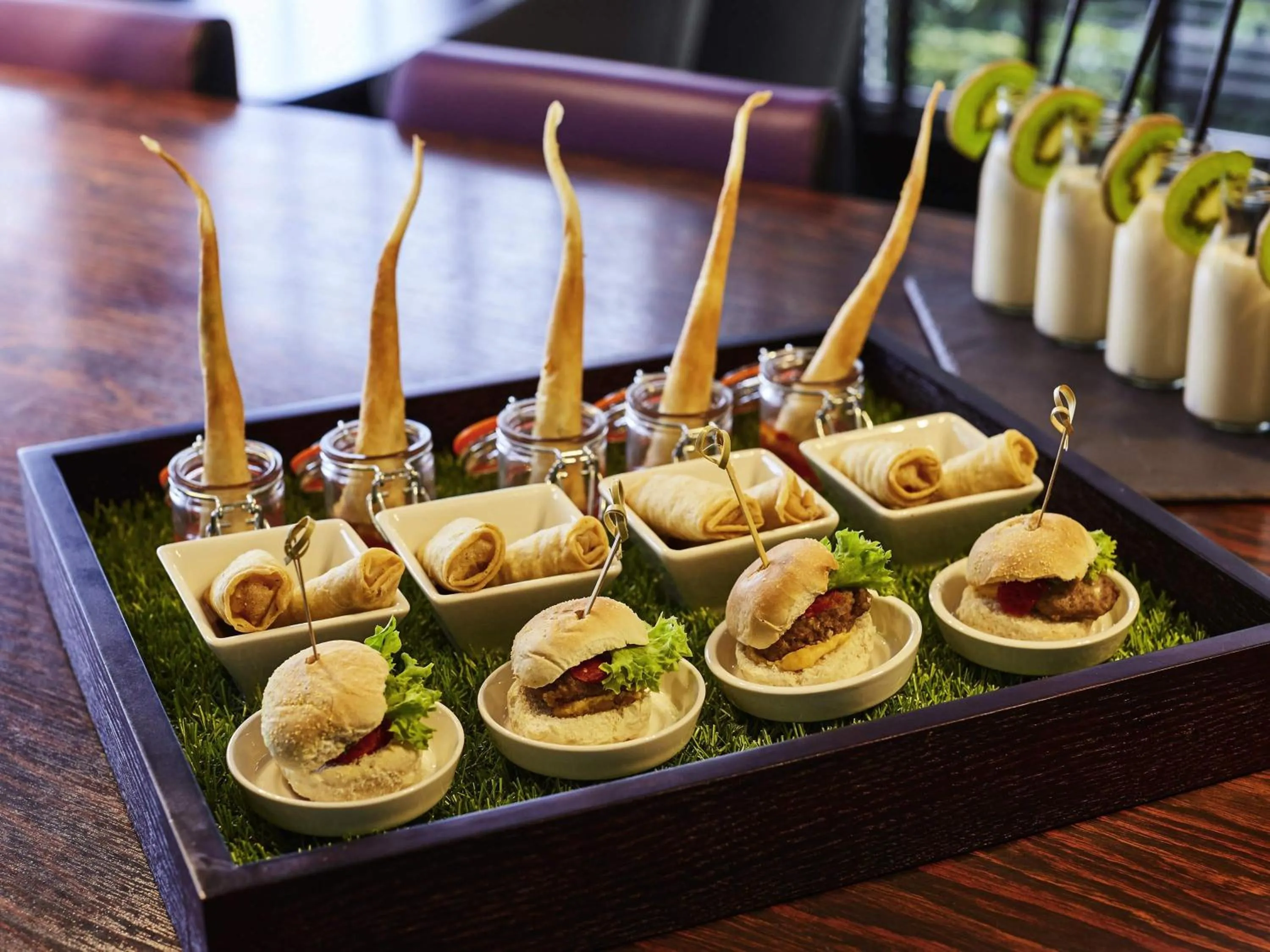 Restaurant/places to eat in Novotel Coventry