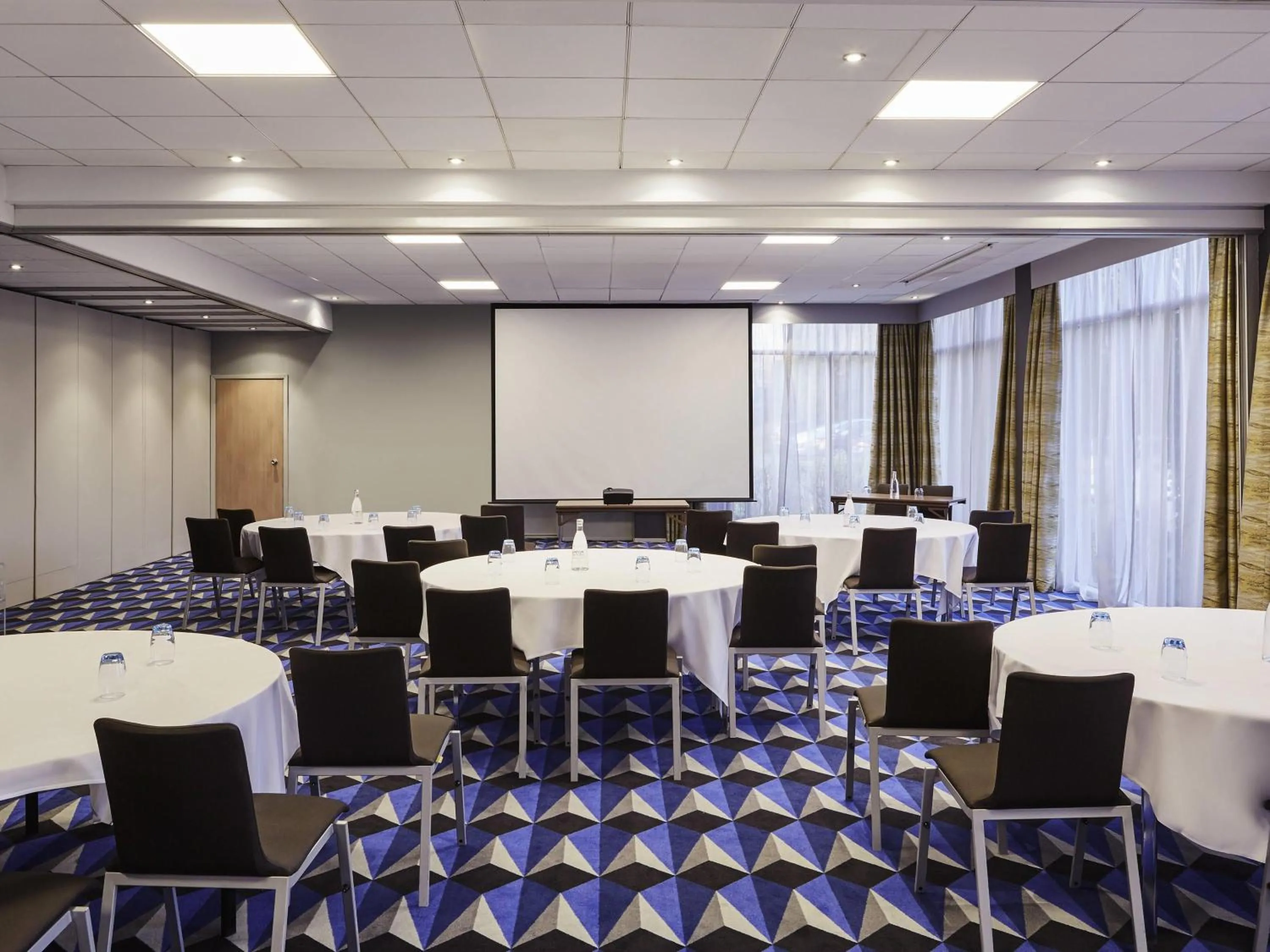 Meeting/conference room in Novotel Coventry