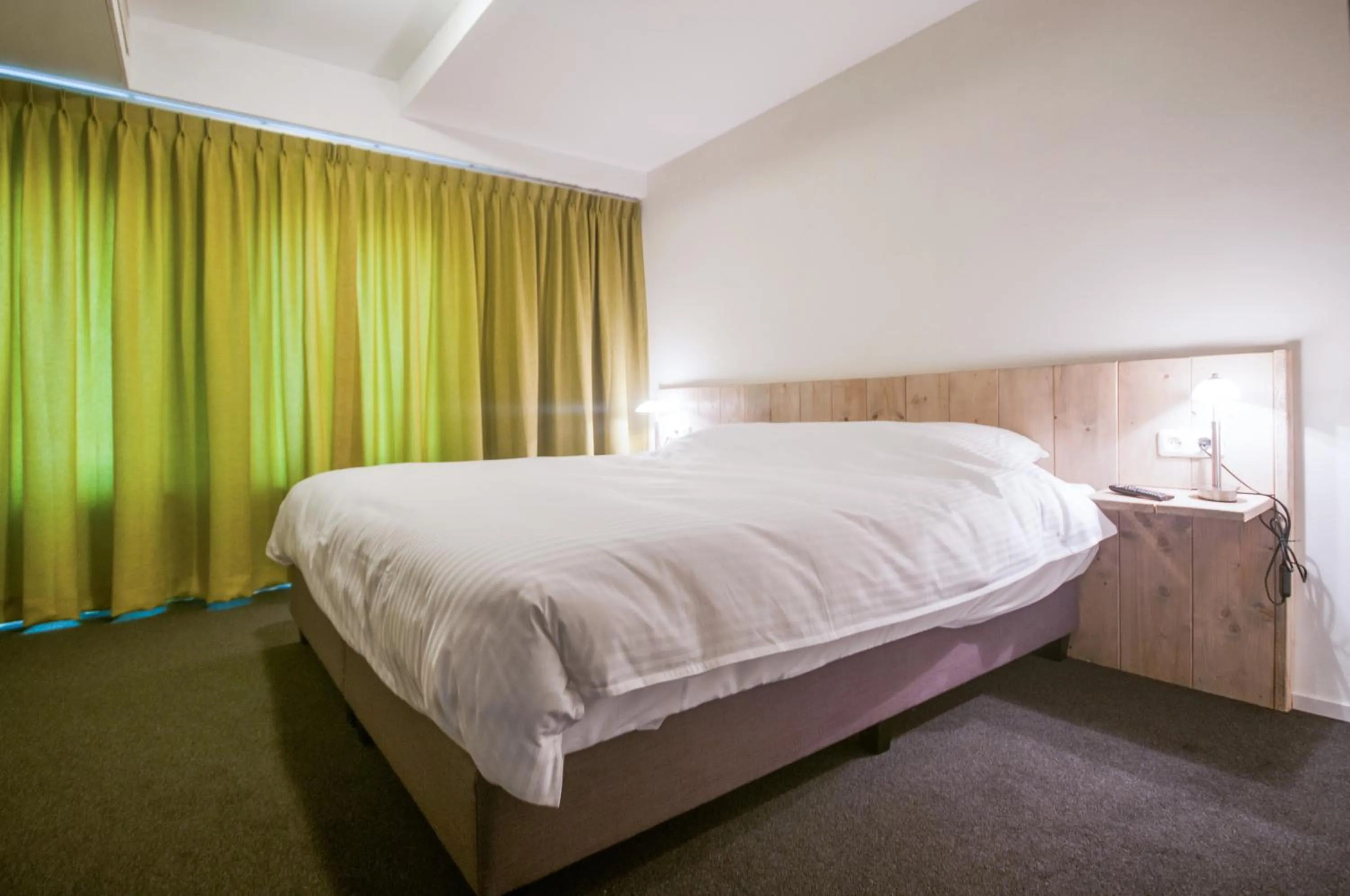 Bed in Hotel Taurus