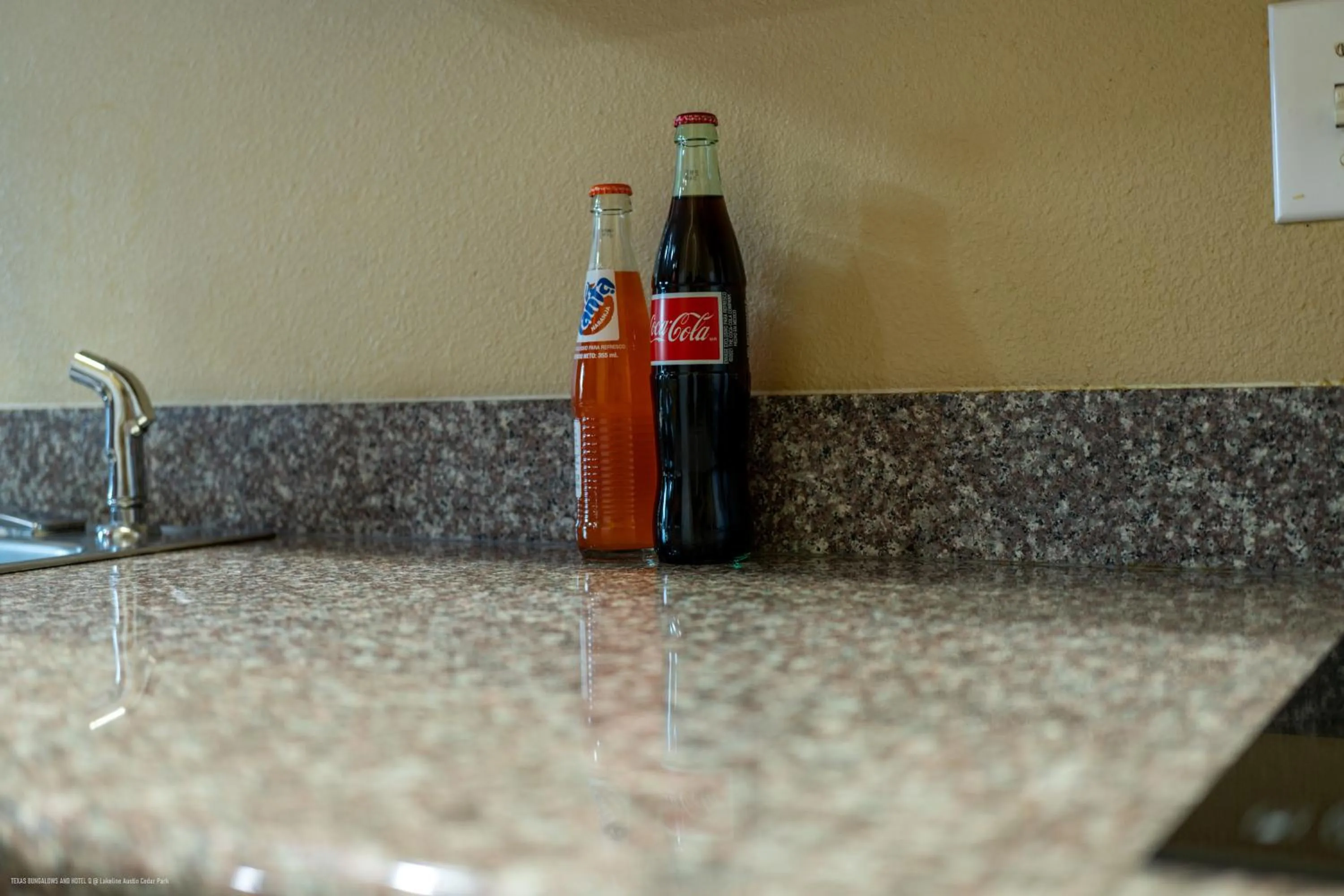 Kitchen or kitchenette in Texas Bungalows Hotel & Hotel Que at Lakeline Austin Cedar Park