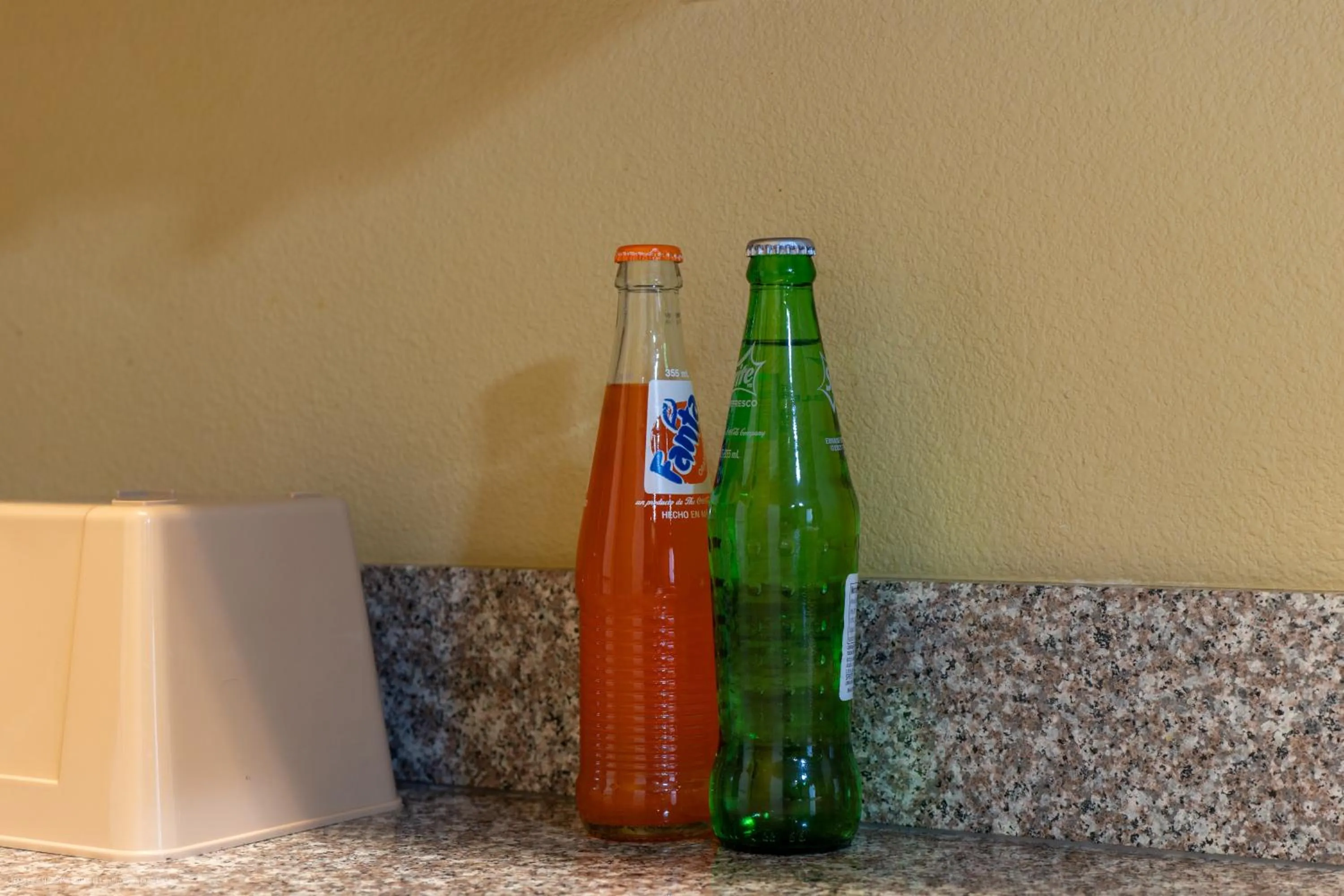 Kitchen or kitchenette in Texas Bungalows Hotel & Hotel Que at Lakeline Austin Cedar Park