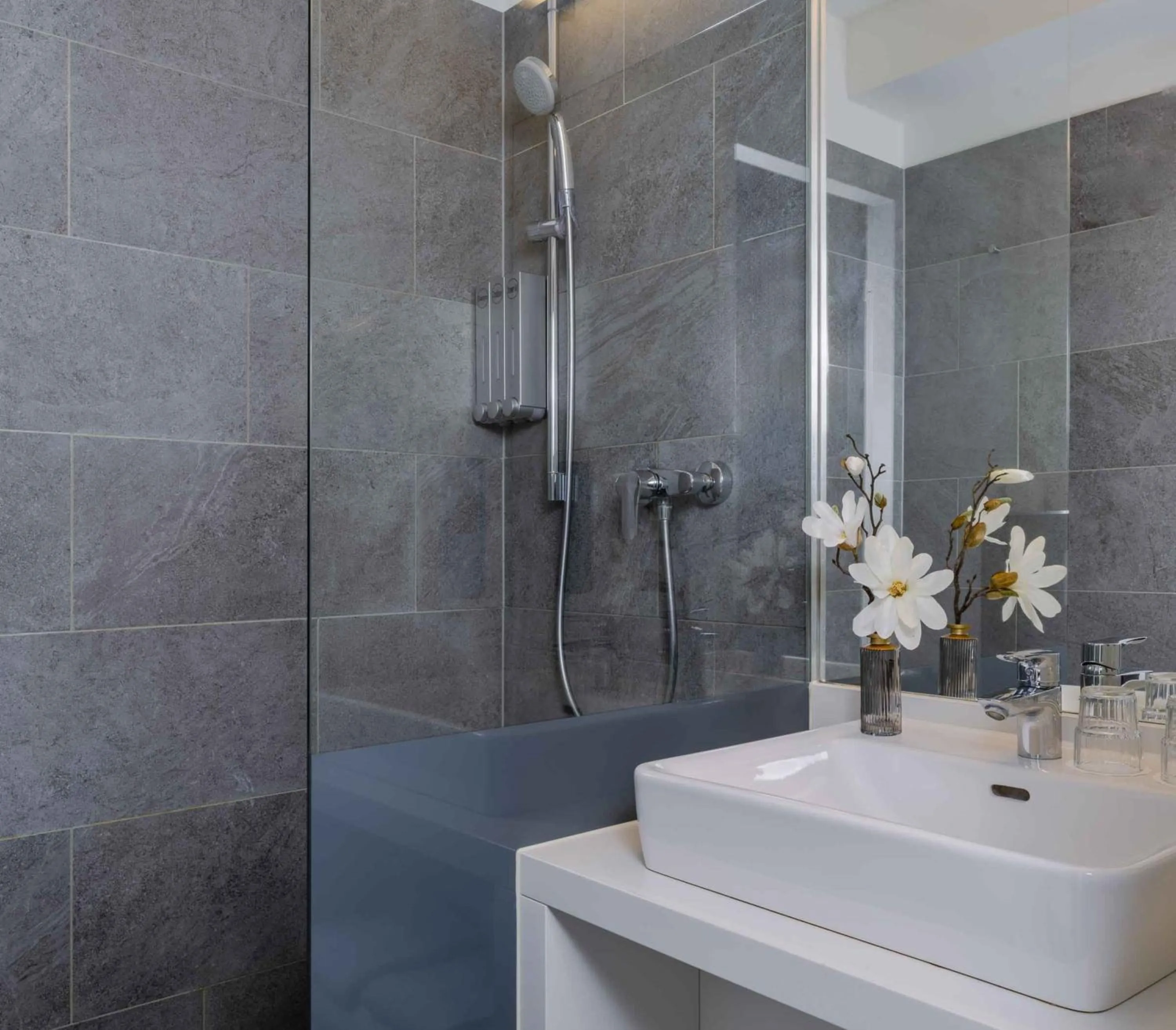 Bathroom in PLAZA INN Dachau - München