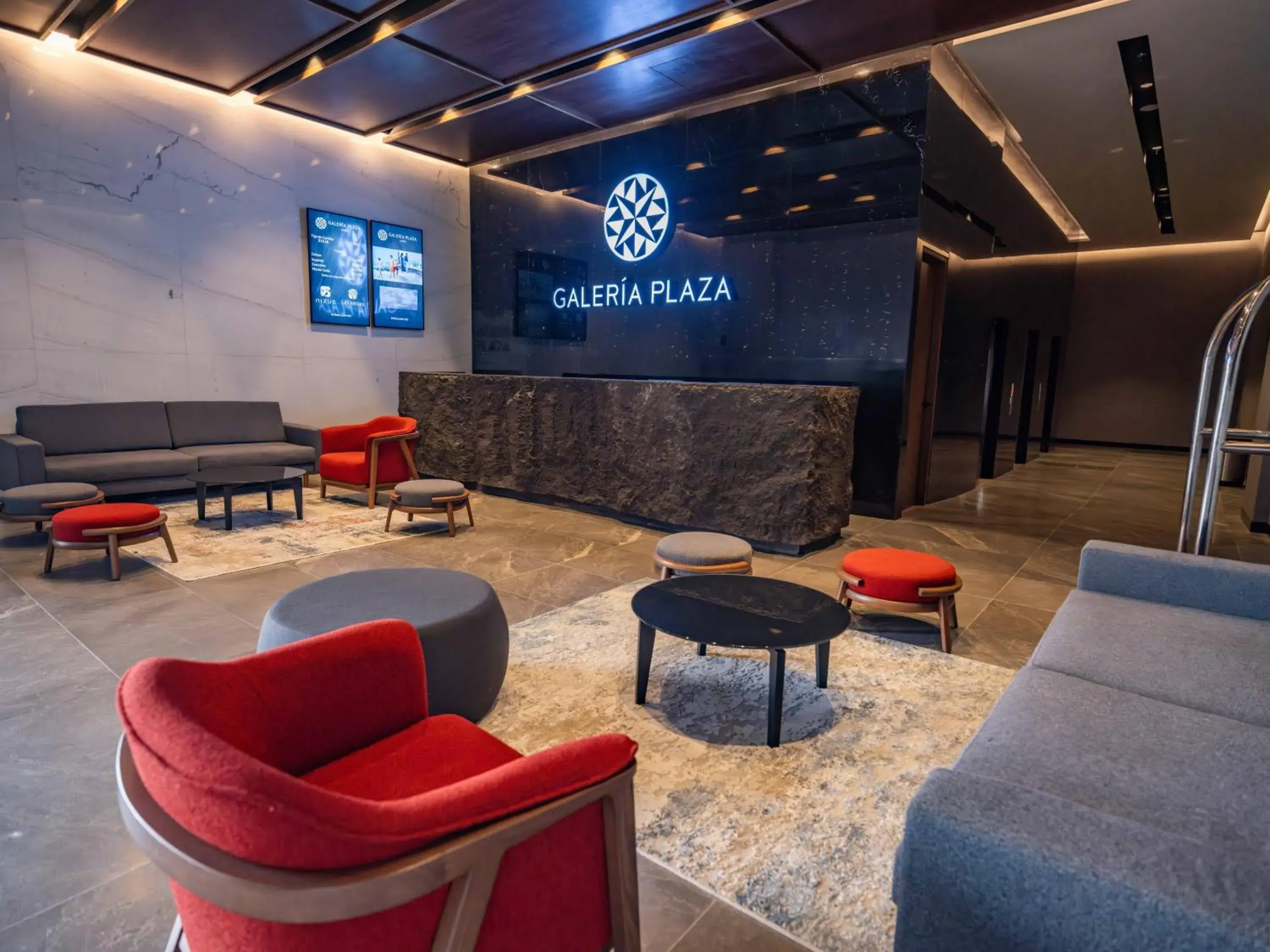 Lobby or reception in Galeria Plaza Leon Lobby or reception in Galeria Plaza Leon