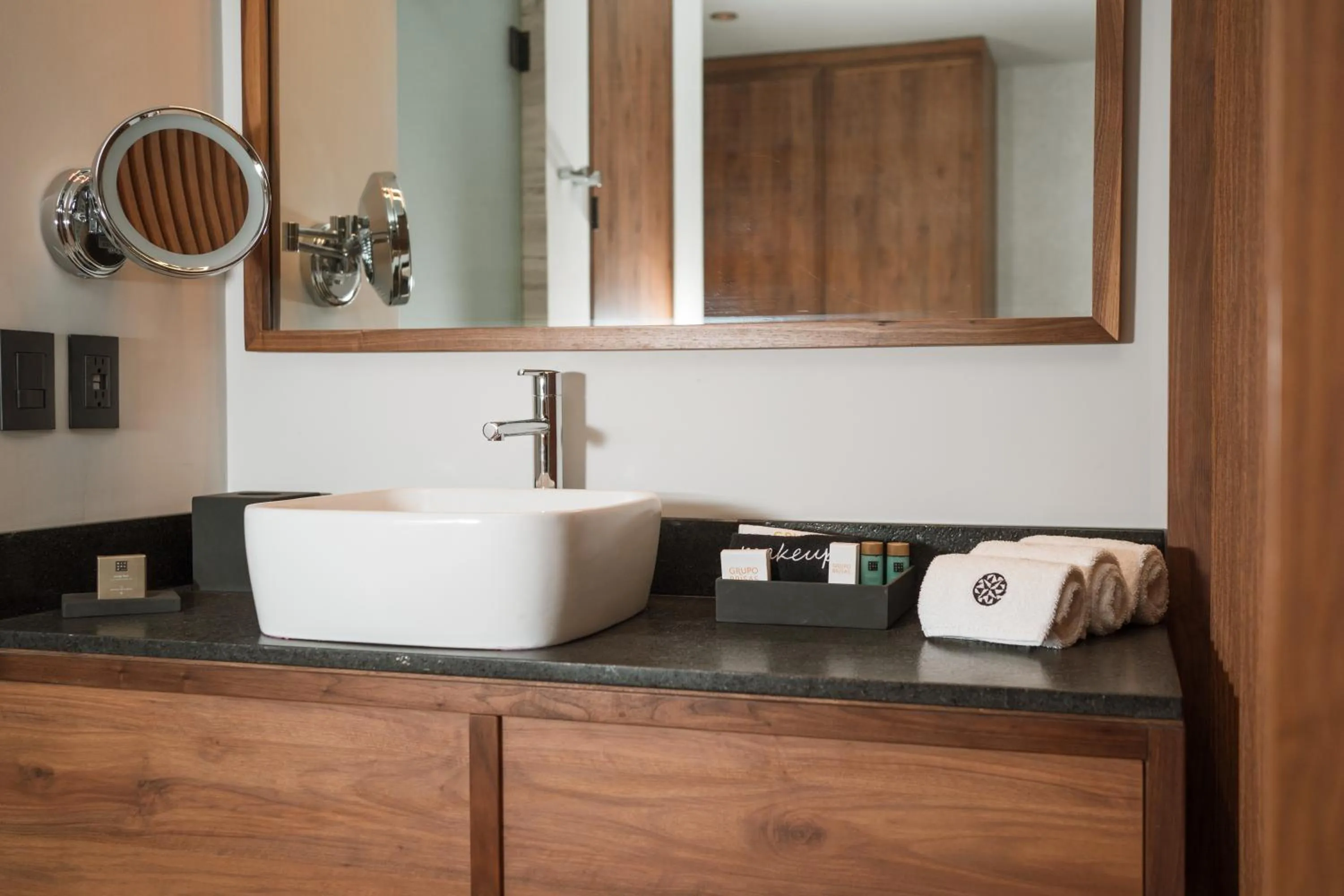 Bathroom in Galeria Plaza Leon