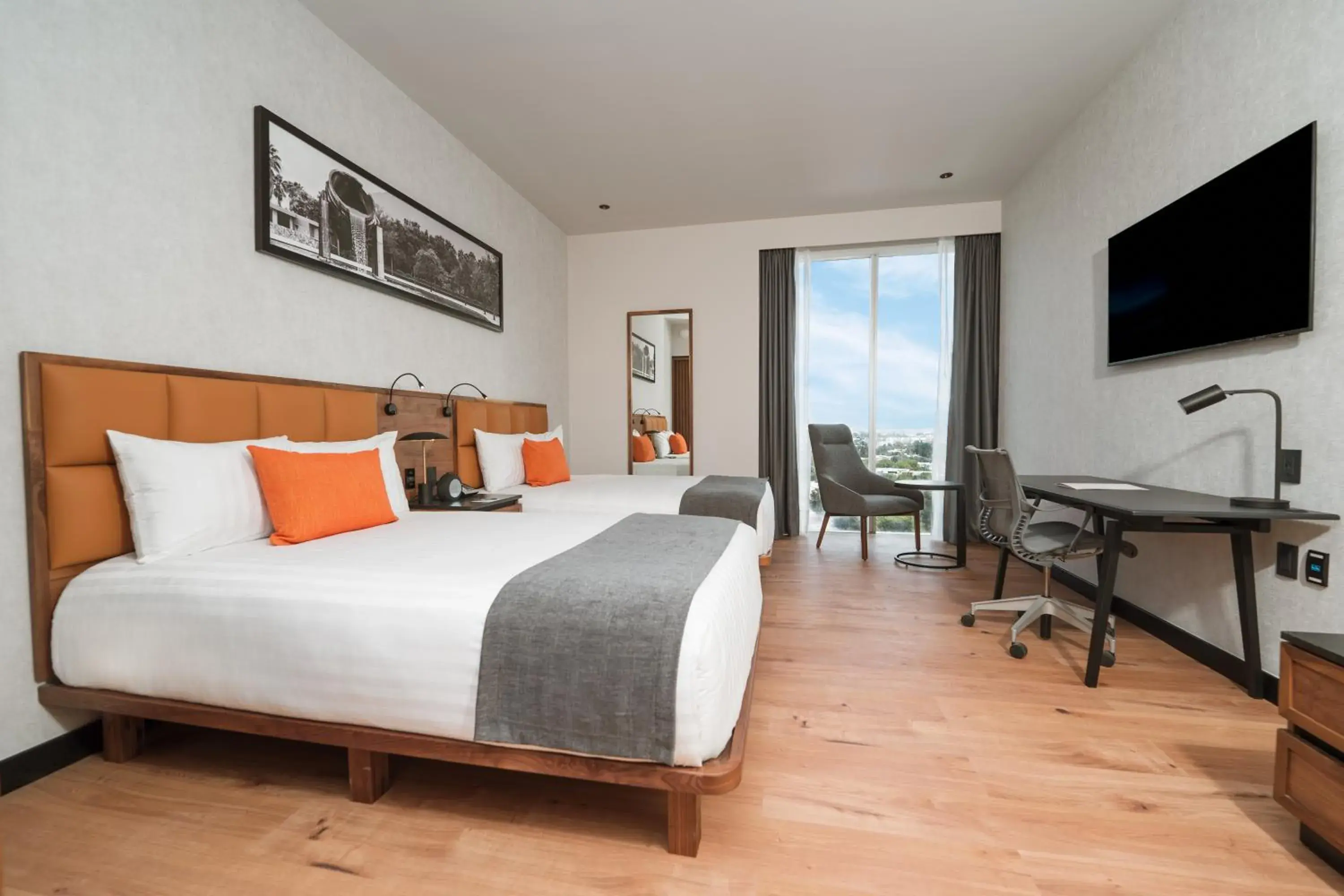 Brisas Business Two Beds in Galeria Plaza Leon Brisas Business Two Beds in Galeria Plaza Leon