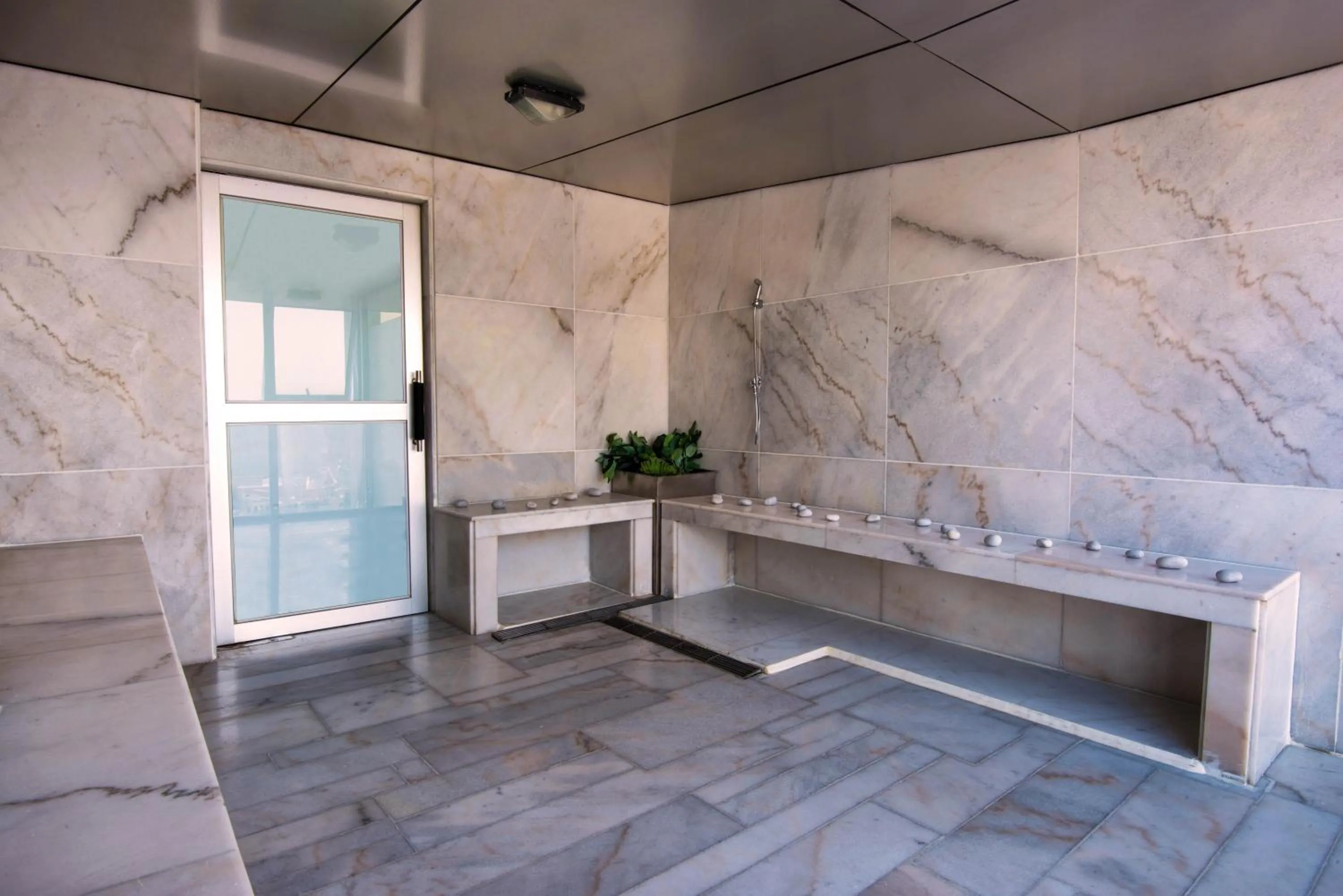 Sauna in Luxury Inkari Hotel