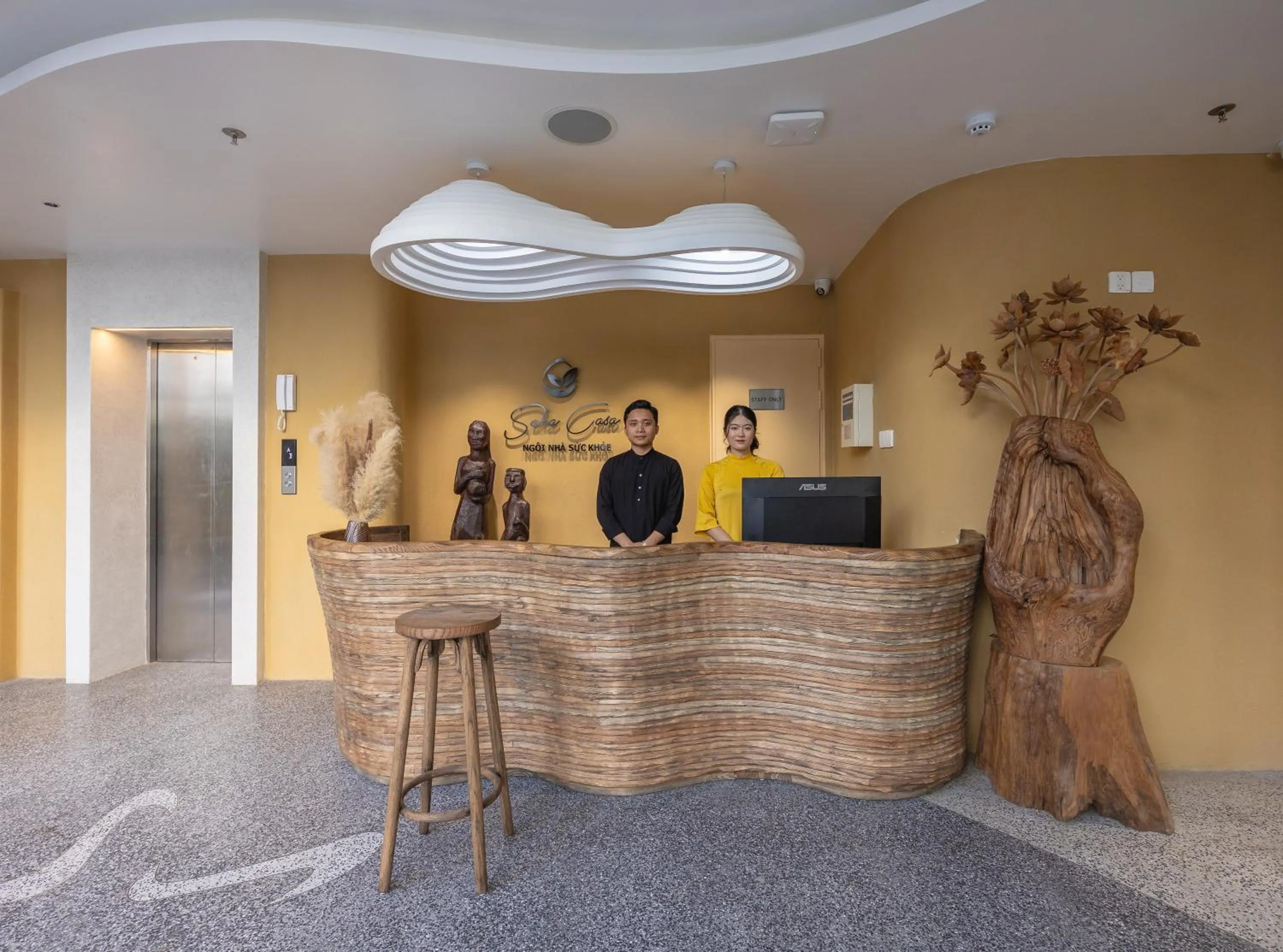 Staff in Saha Casa Boutique Hotel Da Nang