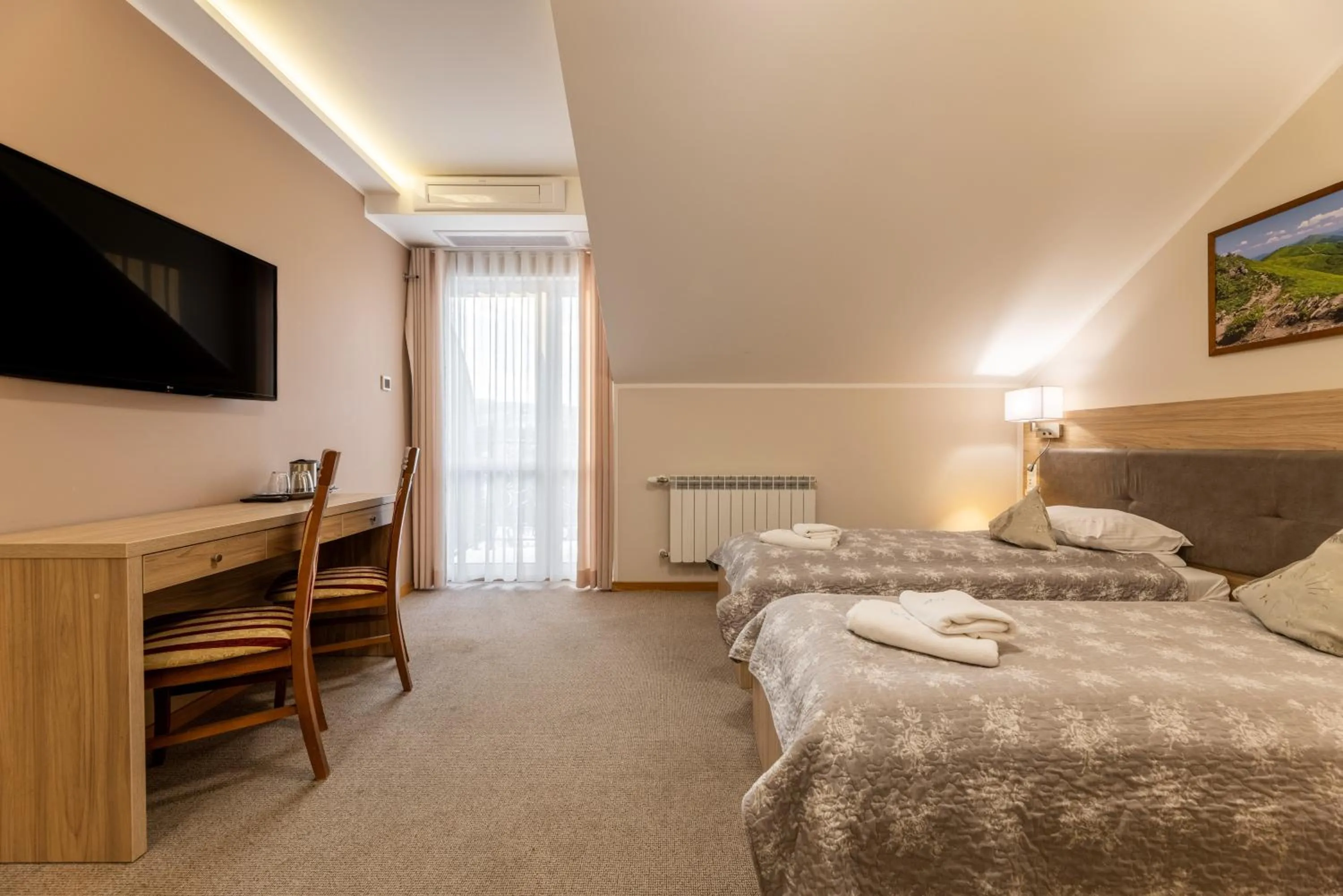 Twin Room in DW Atrium