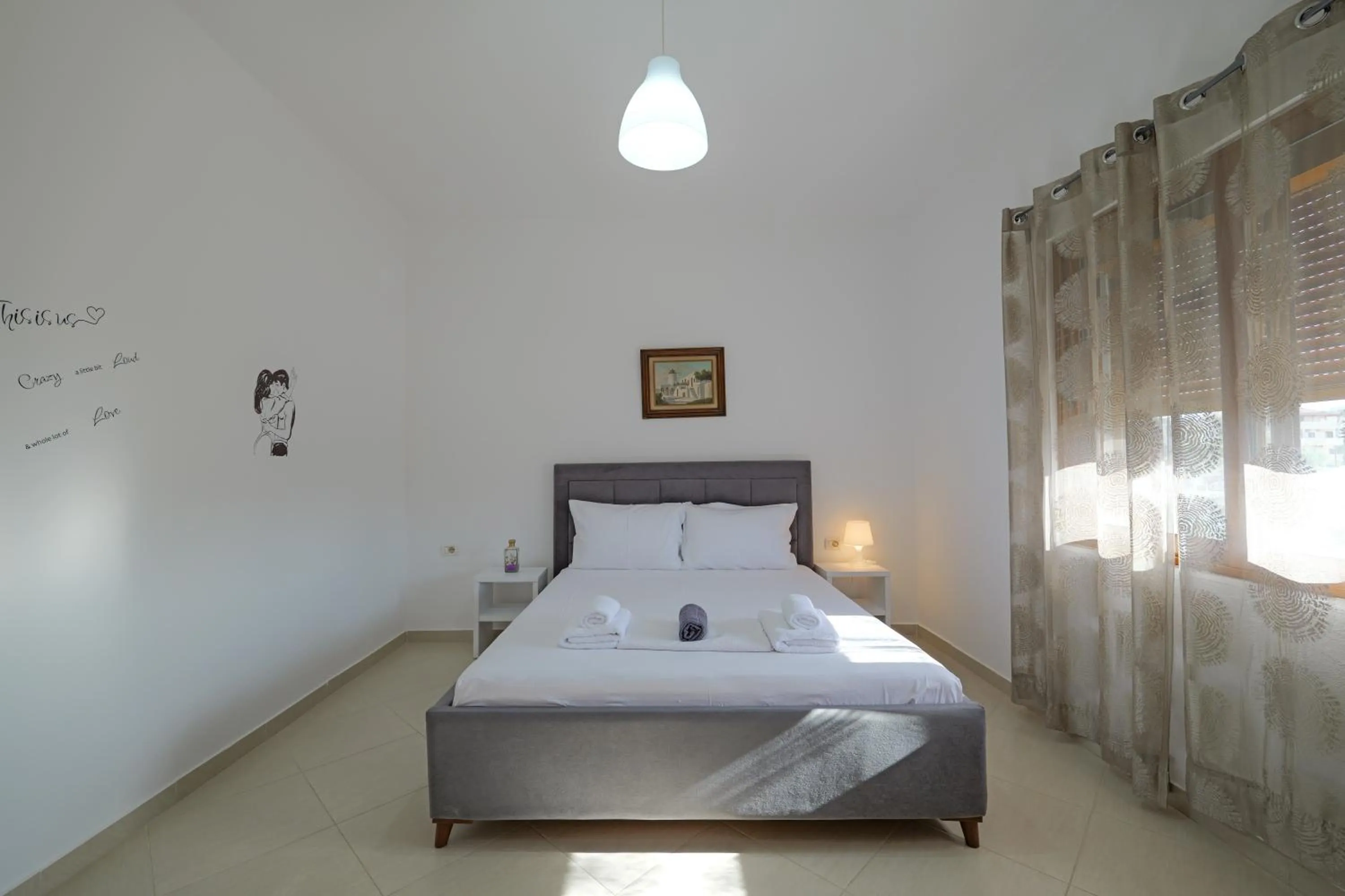 Bed in Central Garden Sofia 1- Free Parking