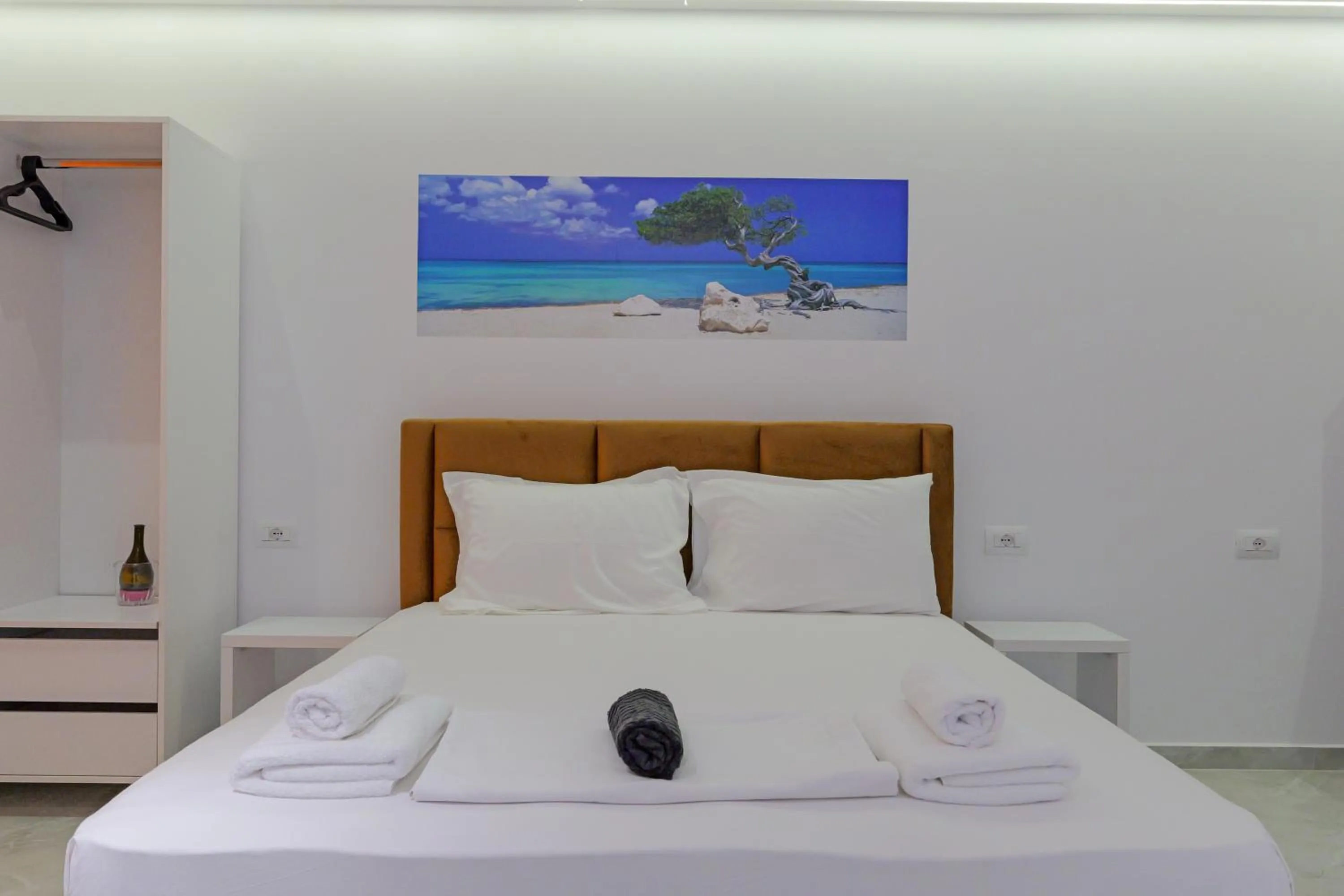 Bed in Central Garden Sofia 1- Free Parking