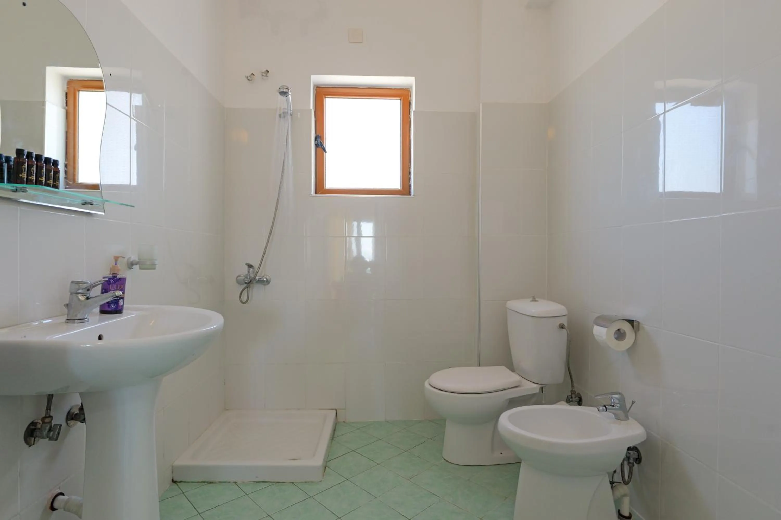 Bathroom in Central Garden Sofia 1- Free Parking