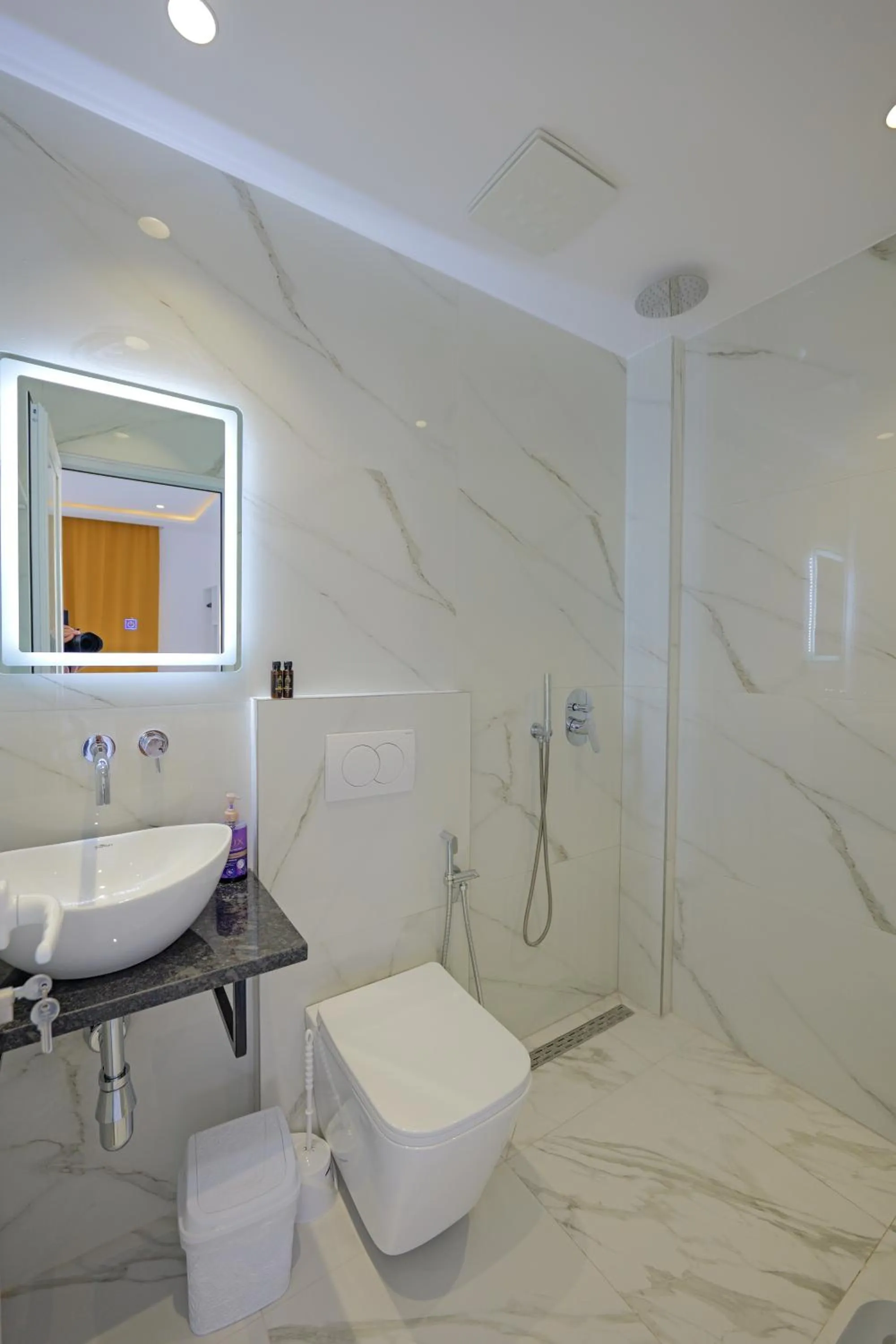 Bathroom in Central Garden Sofia 1- Free Parking