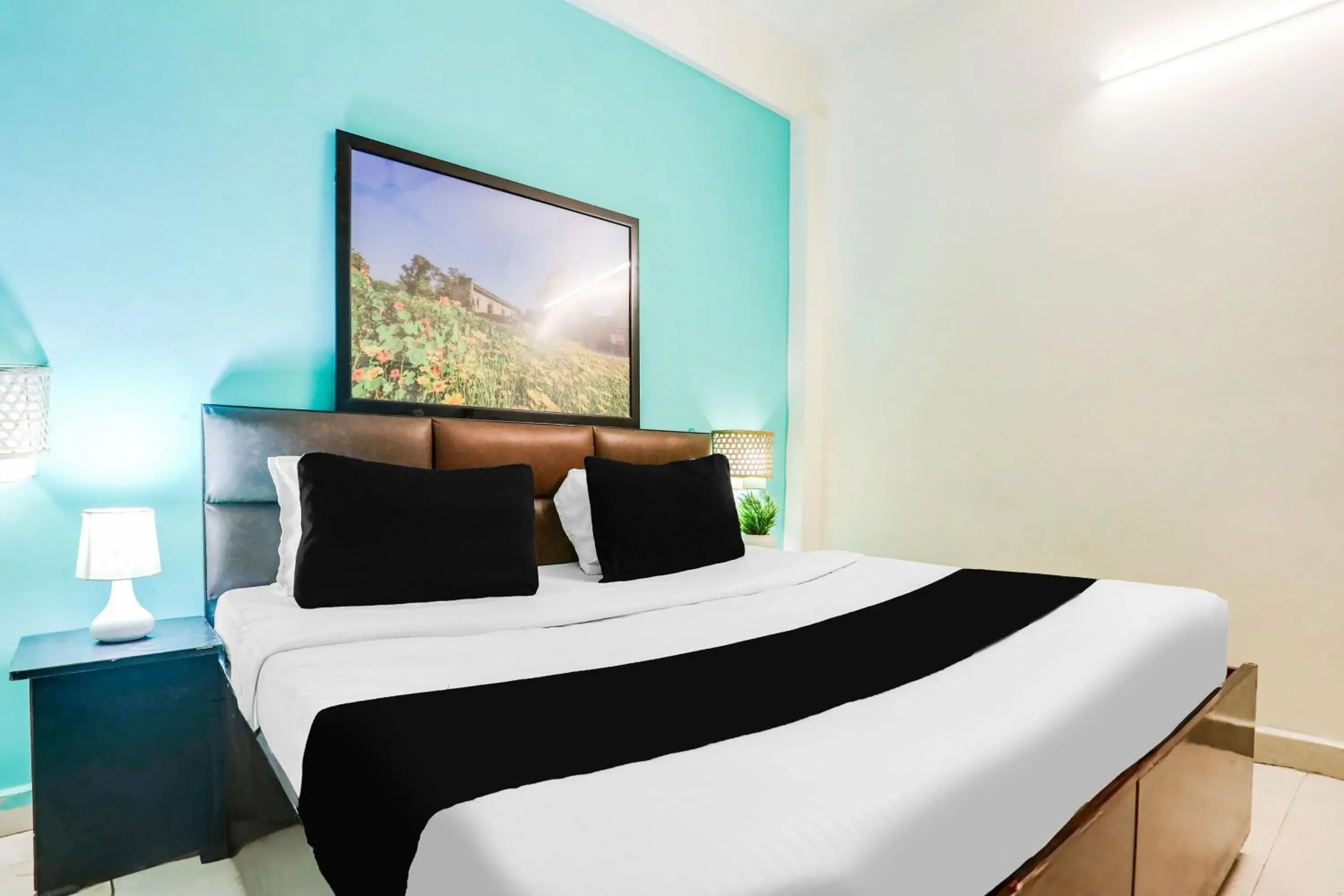 Bedroom, Bed in Super Hotel O Saket Residency KD Plaza Near Saket Metro Bedroom, Bed in Super Hotel O Saket Residency KD Plaza Near Saket Metro