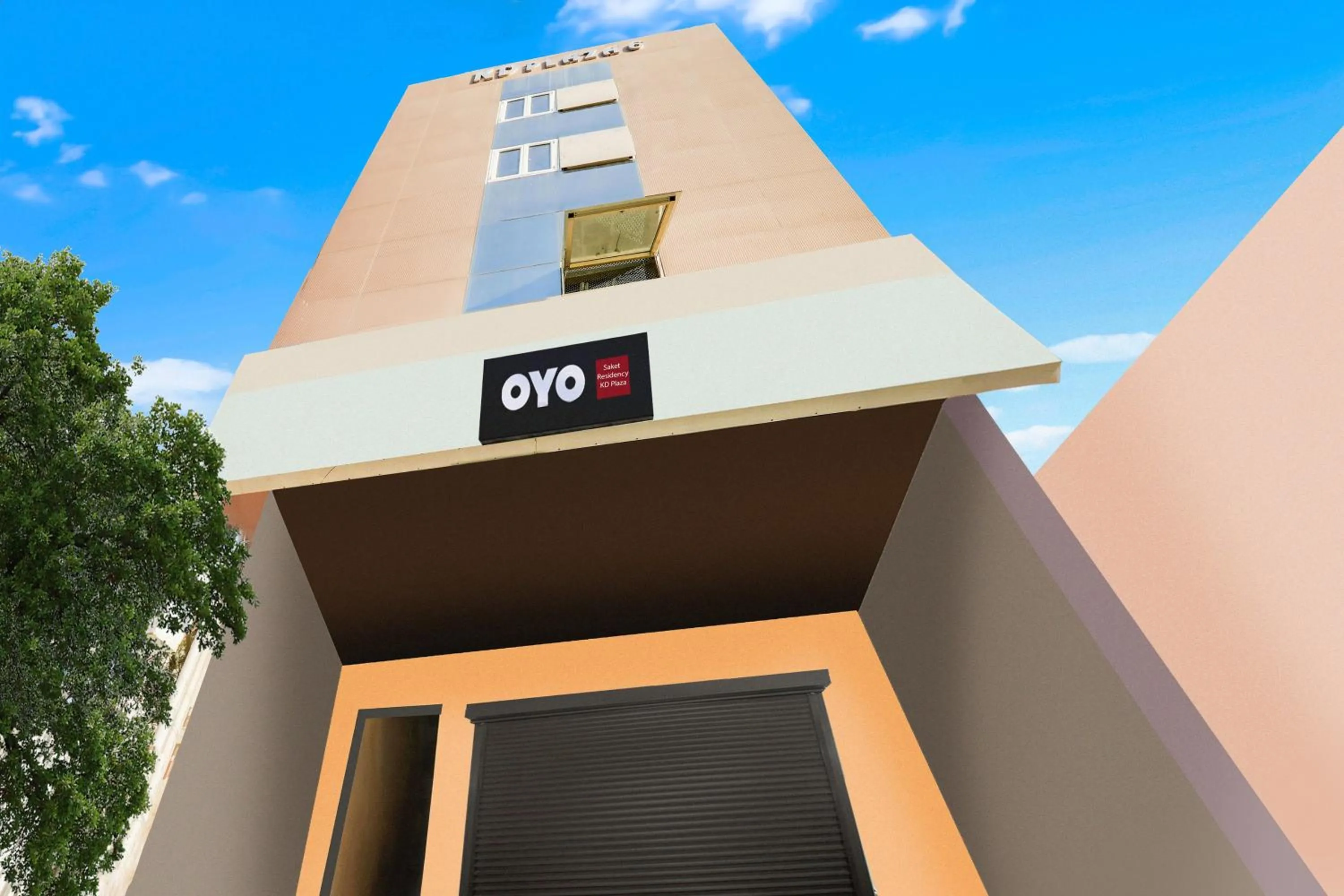 Facade/entrance in Super Hotel O KD Plaza 6