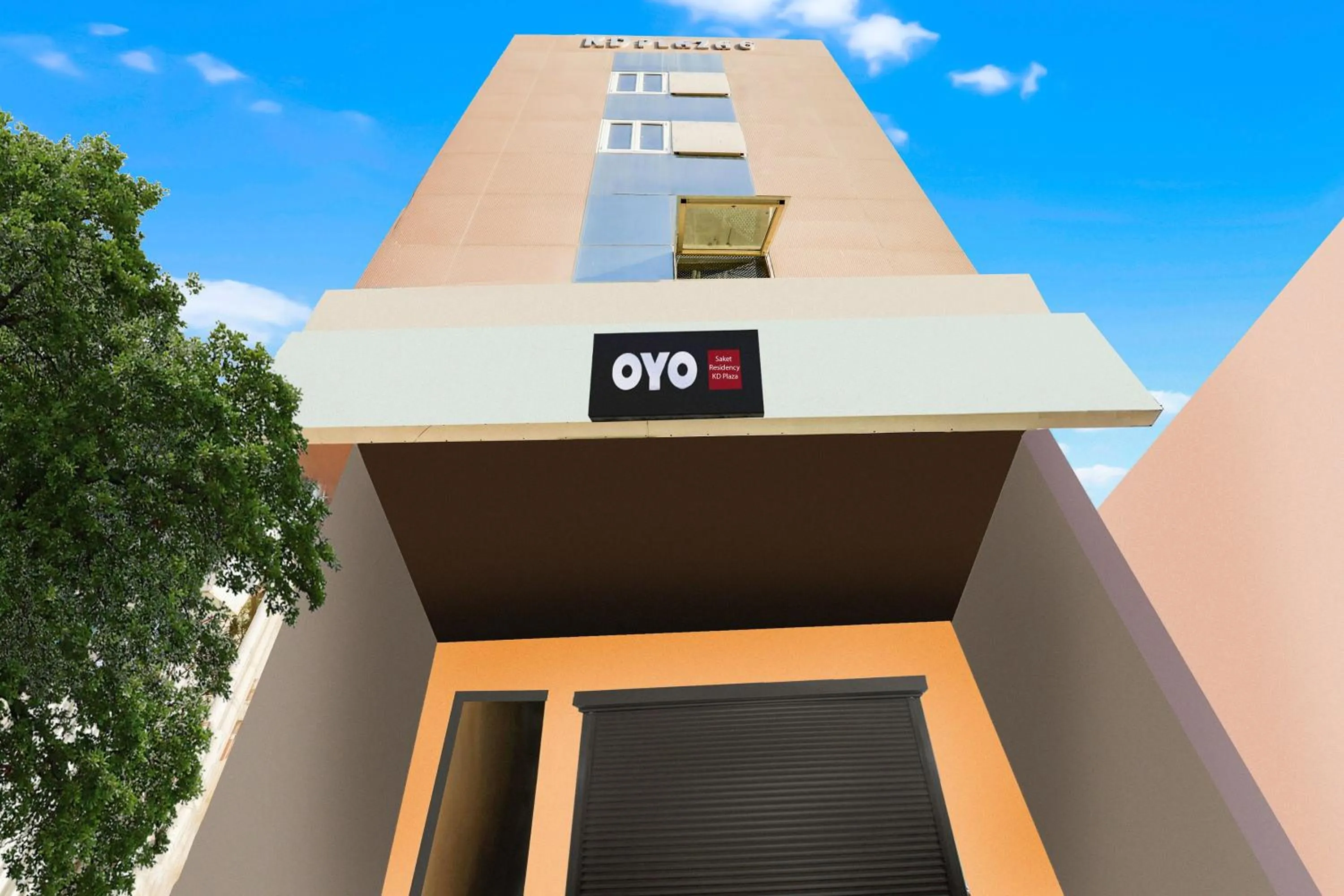 Facade/entrance in Super Hotel O KD Plaza 6