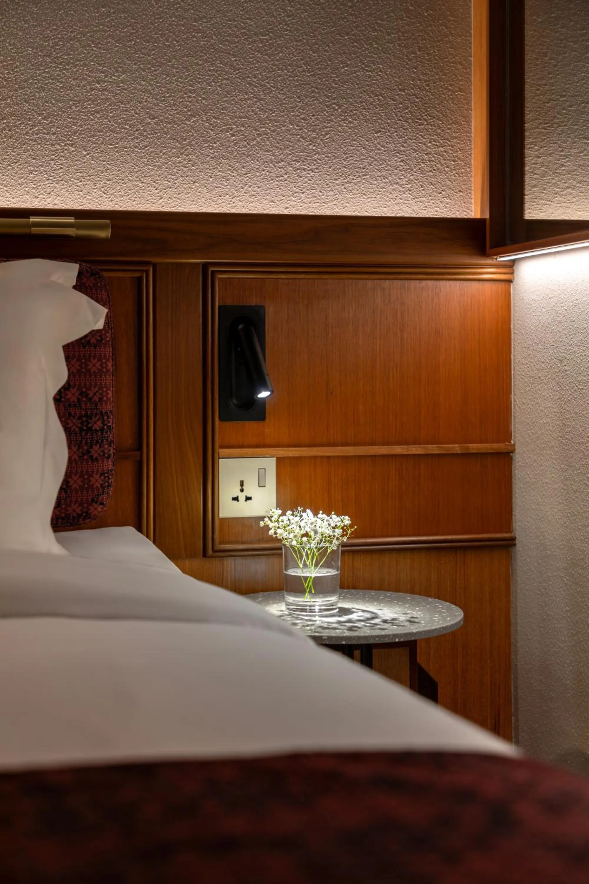 Bed in Bintang Collectionz Hotel