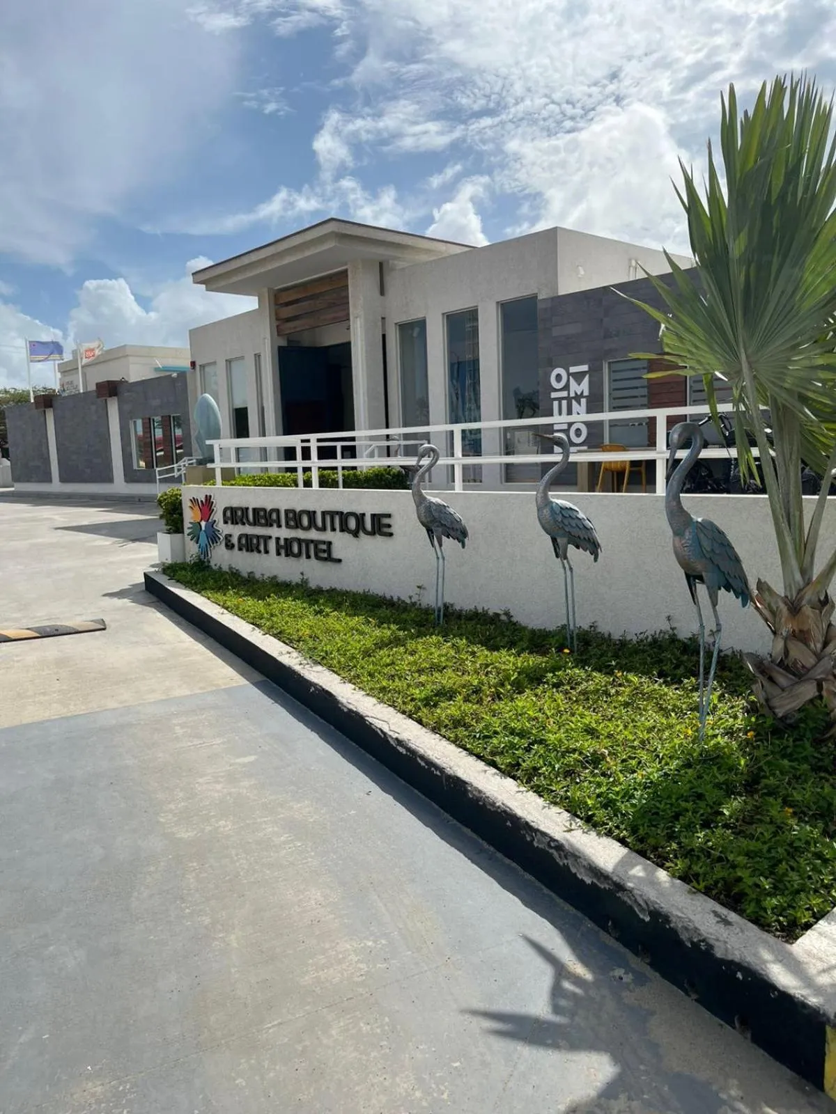 Aruba Boutique & Art Hotel - Adults Only