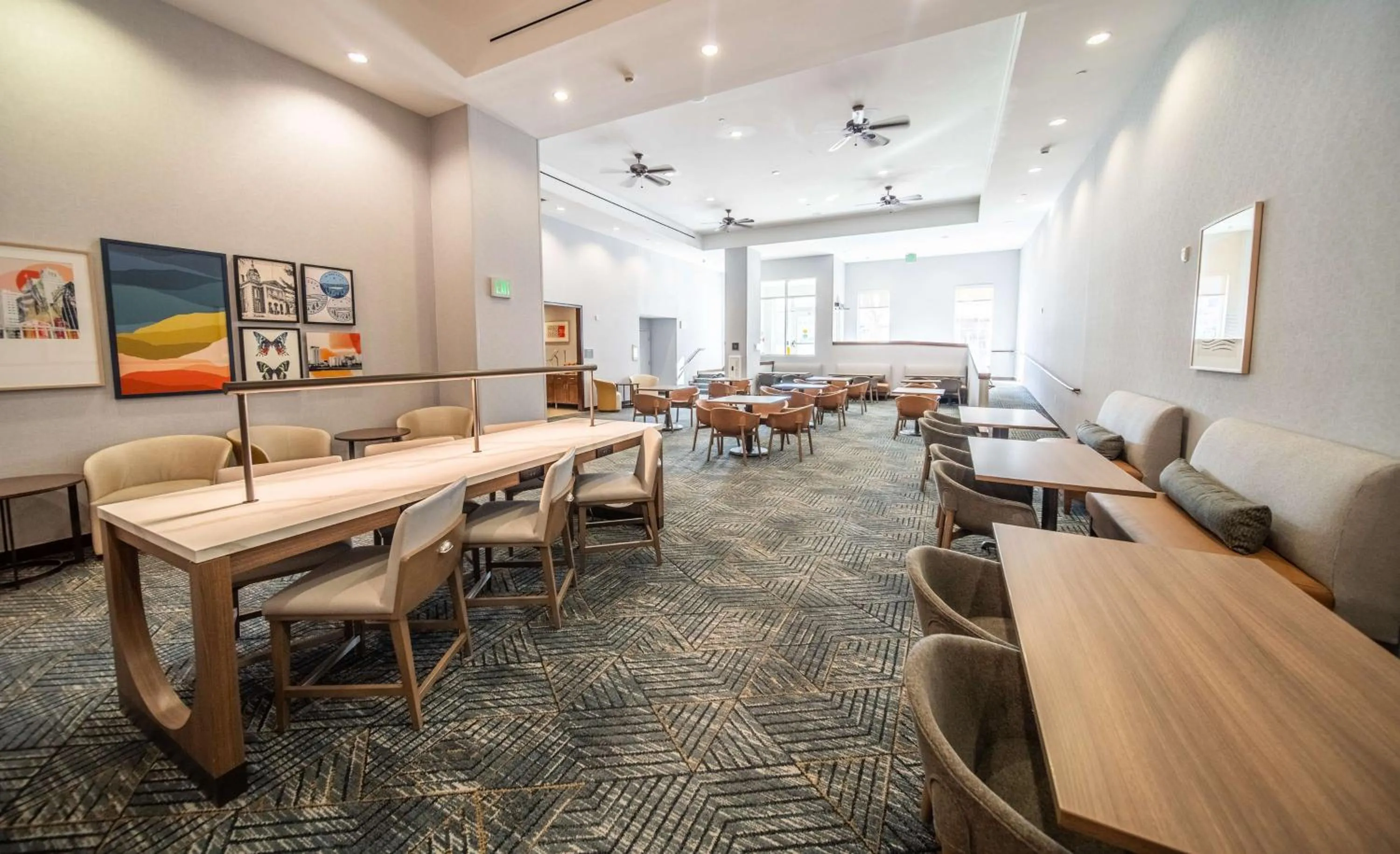 Lobby or reception in Homewood Suites by Hilton Rochester Mayo Clinic-St. Marys Campus