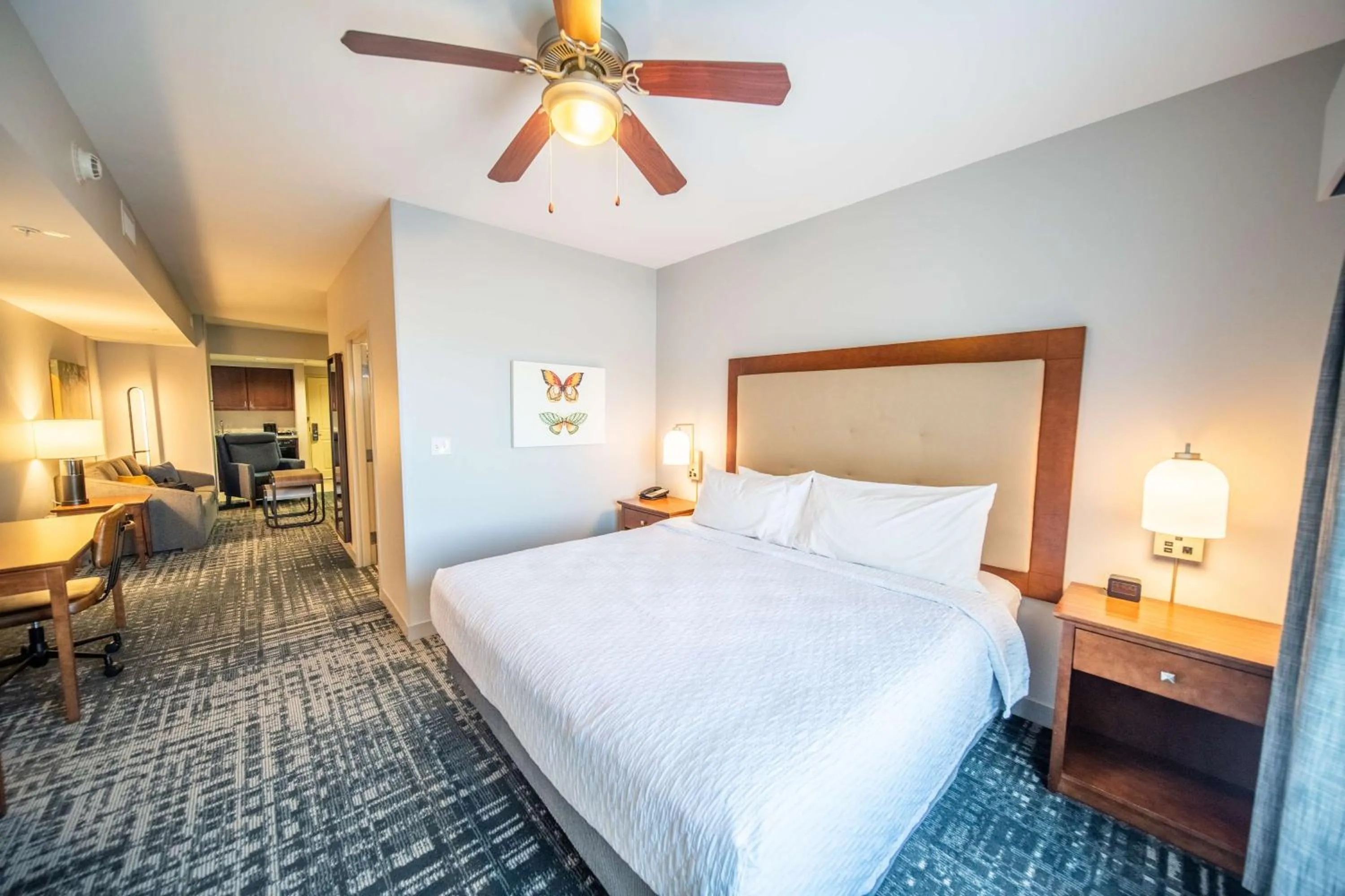 Bed in Homewood Suites by Hilton Rochester Mayo Clinic-St. Marys Campus