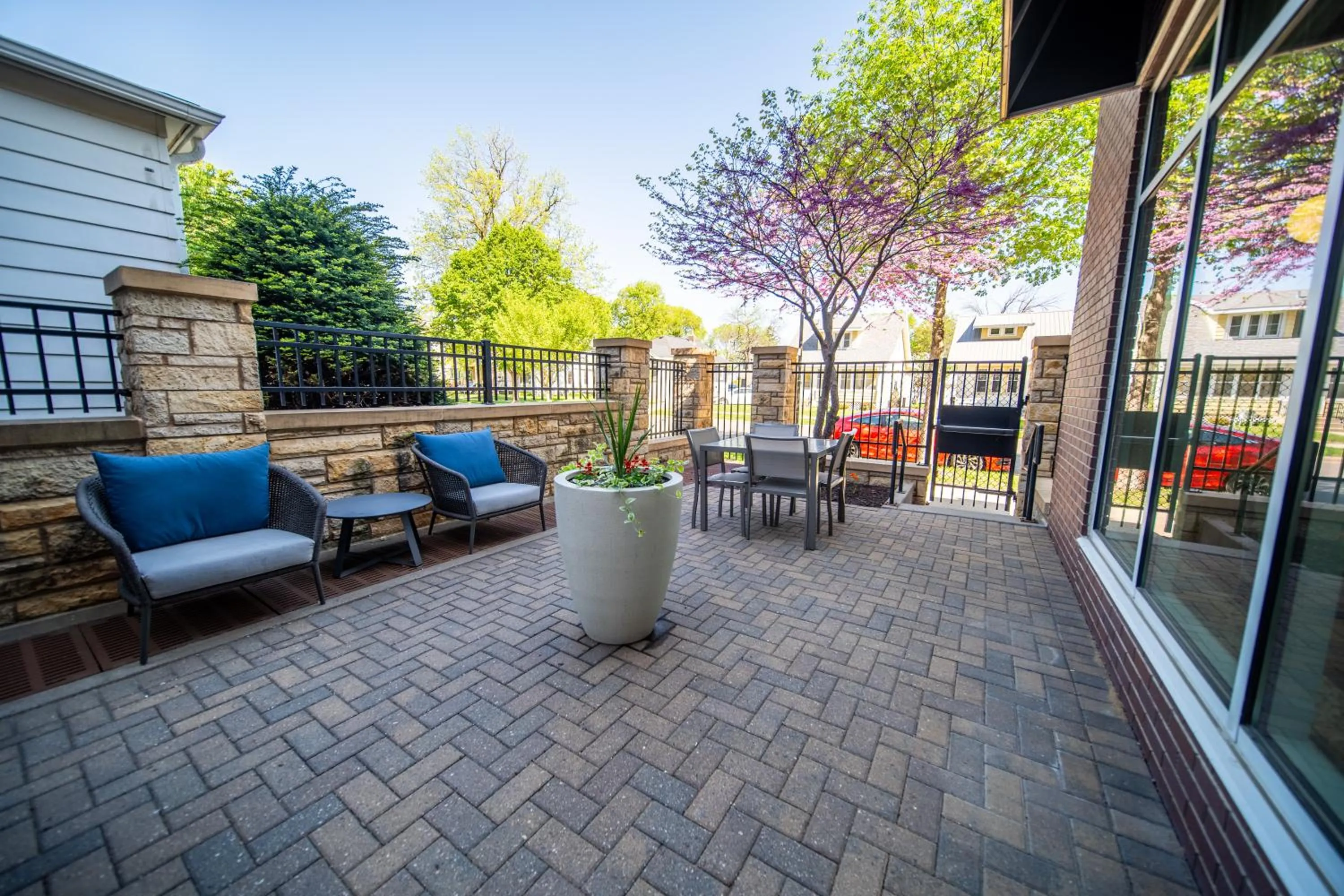 Patio in Homewood Suites by Hilton Rochester Mayo Clinic-St. Marys Campus