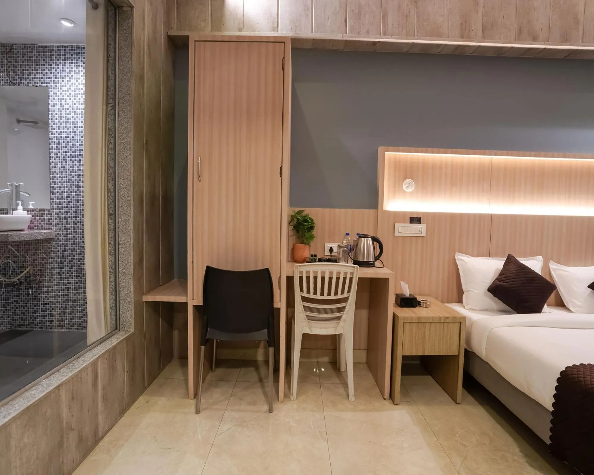 Bed in Hotel Grand Seasons- Navi Mumbai