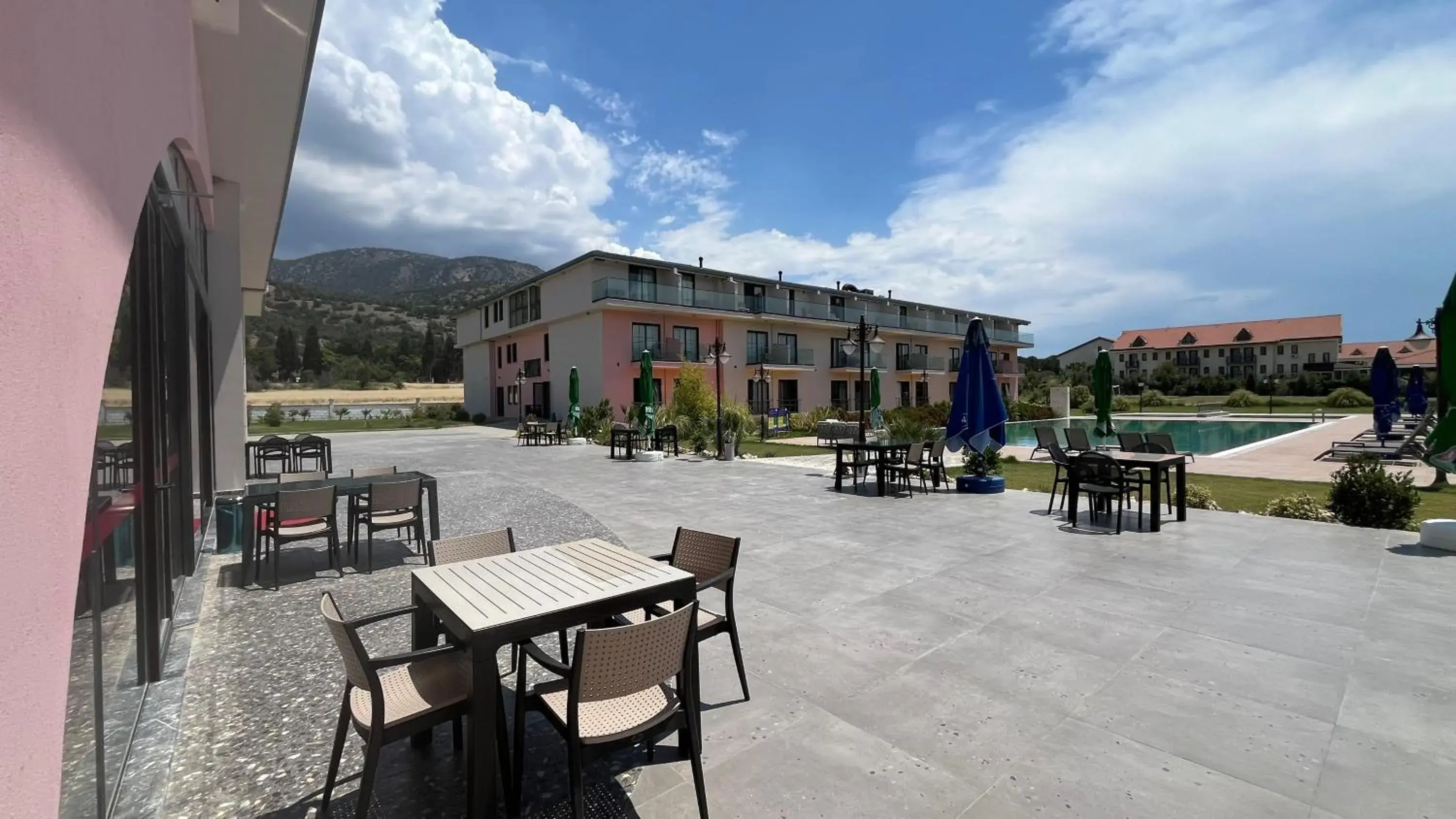 Property building in Pamukkale Kaya Termal Otel Property building in Pamukkale Kaya Termal Otel