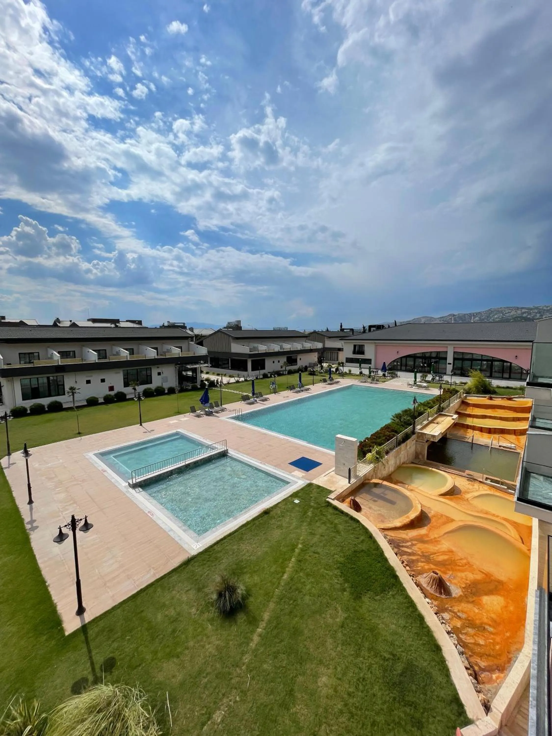 Property building in Pamukkale Kaya Termal Otel