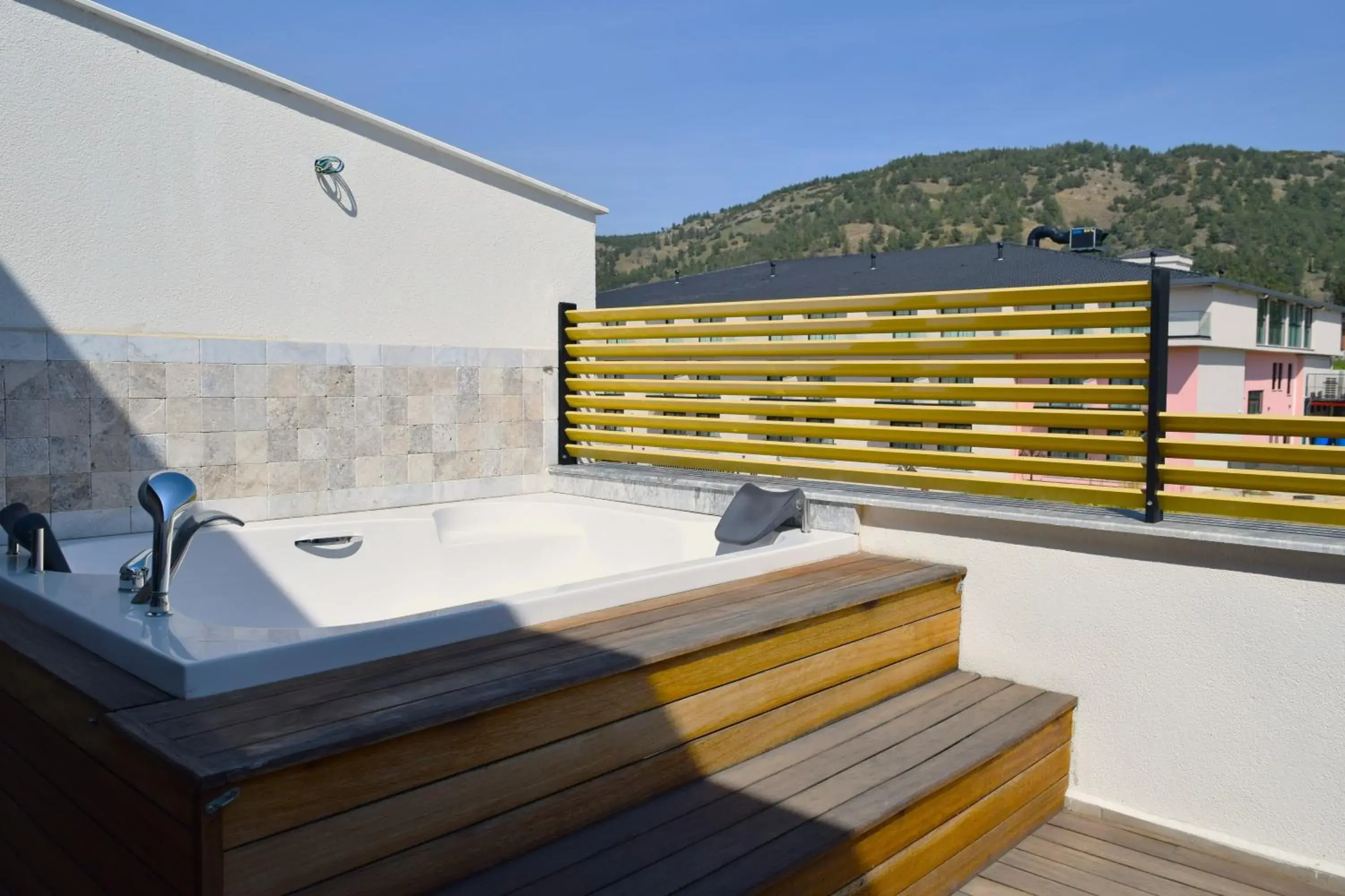 Deluxe Double or Twin Room with Balcony - single occupancy in Pamukkale Kaya Termal Otel Deluxe Double or Twin Room with Balcony - single occupancy in Pamukkale Kaya Termal Otel