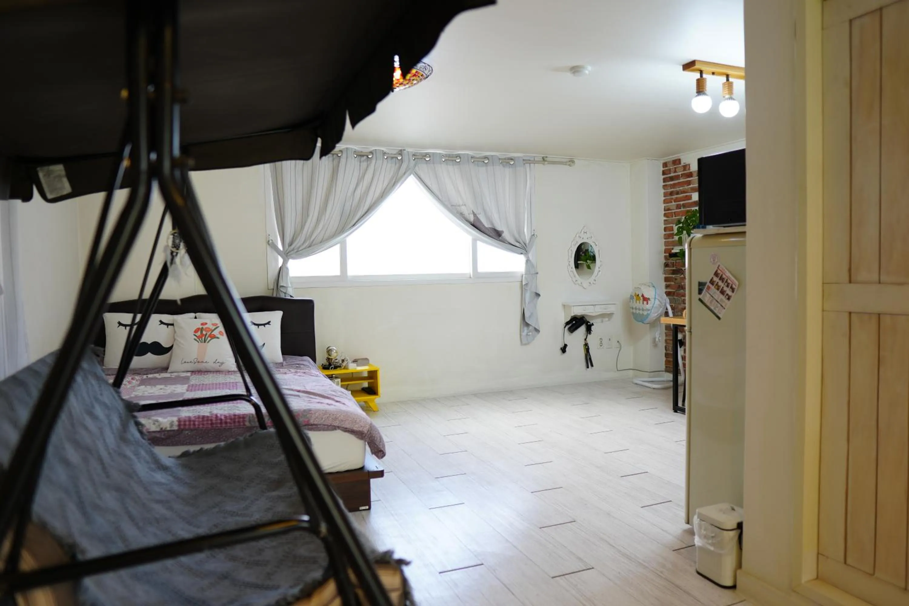 Bed in Residence Unicorn