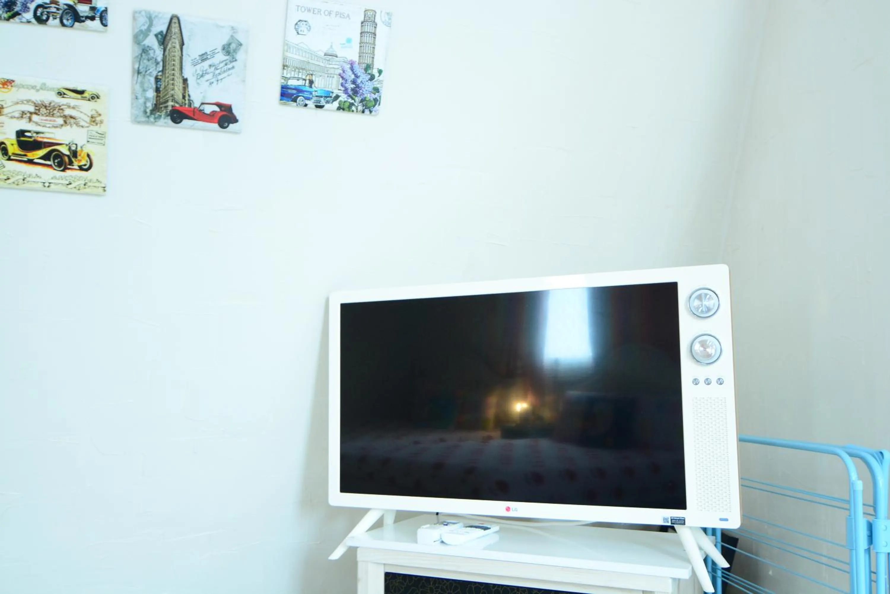 Other in Residence Unicorn