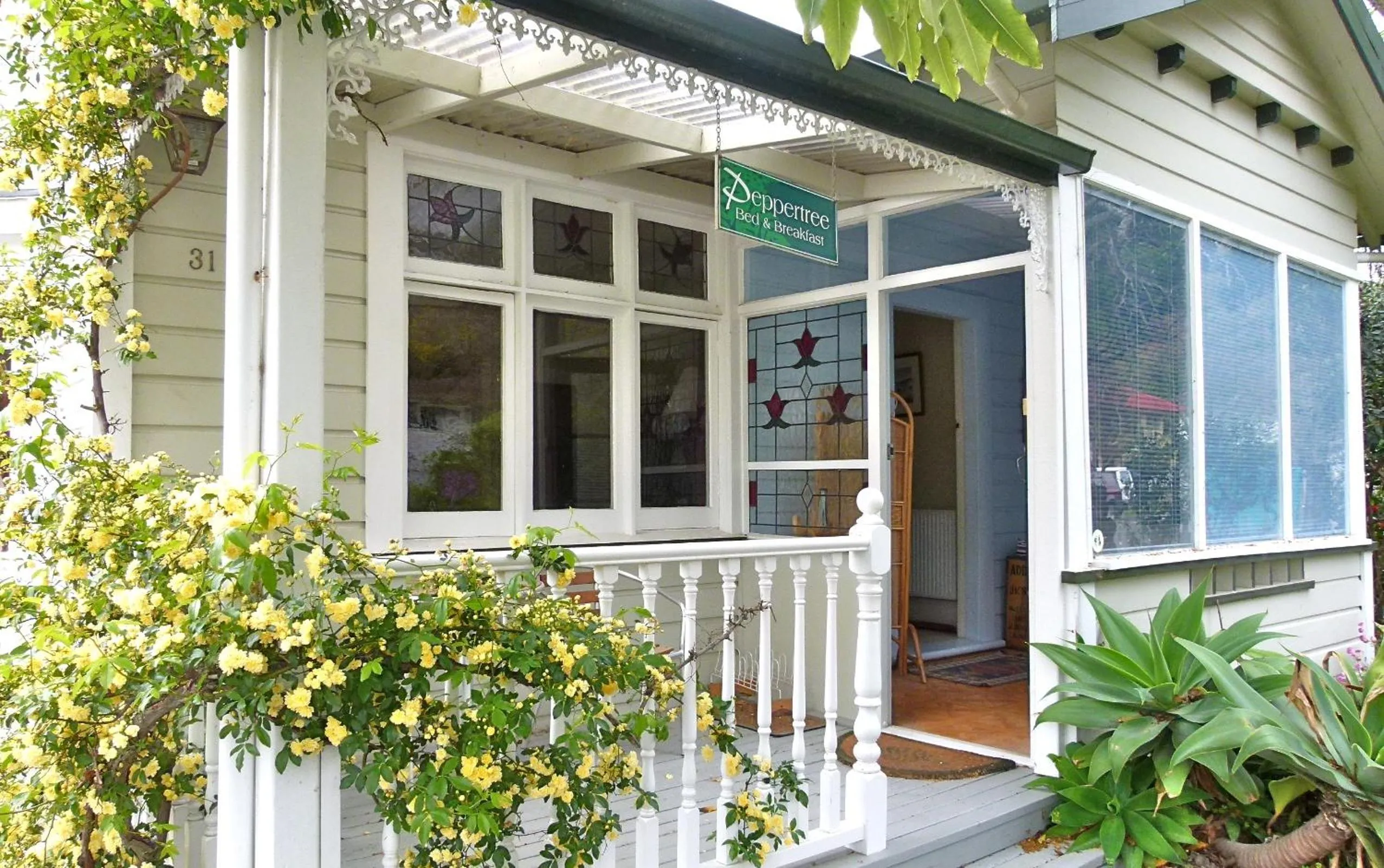 Facade/entrance in Peppertree Bed & Breakfast