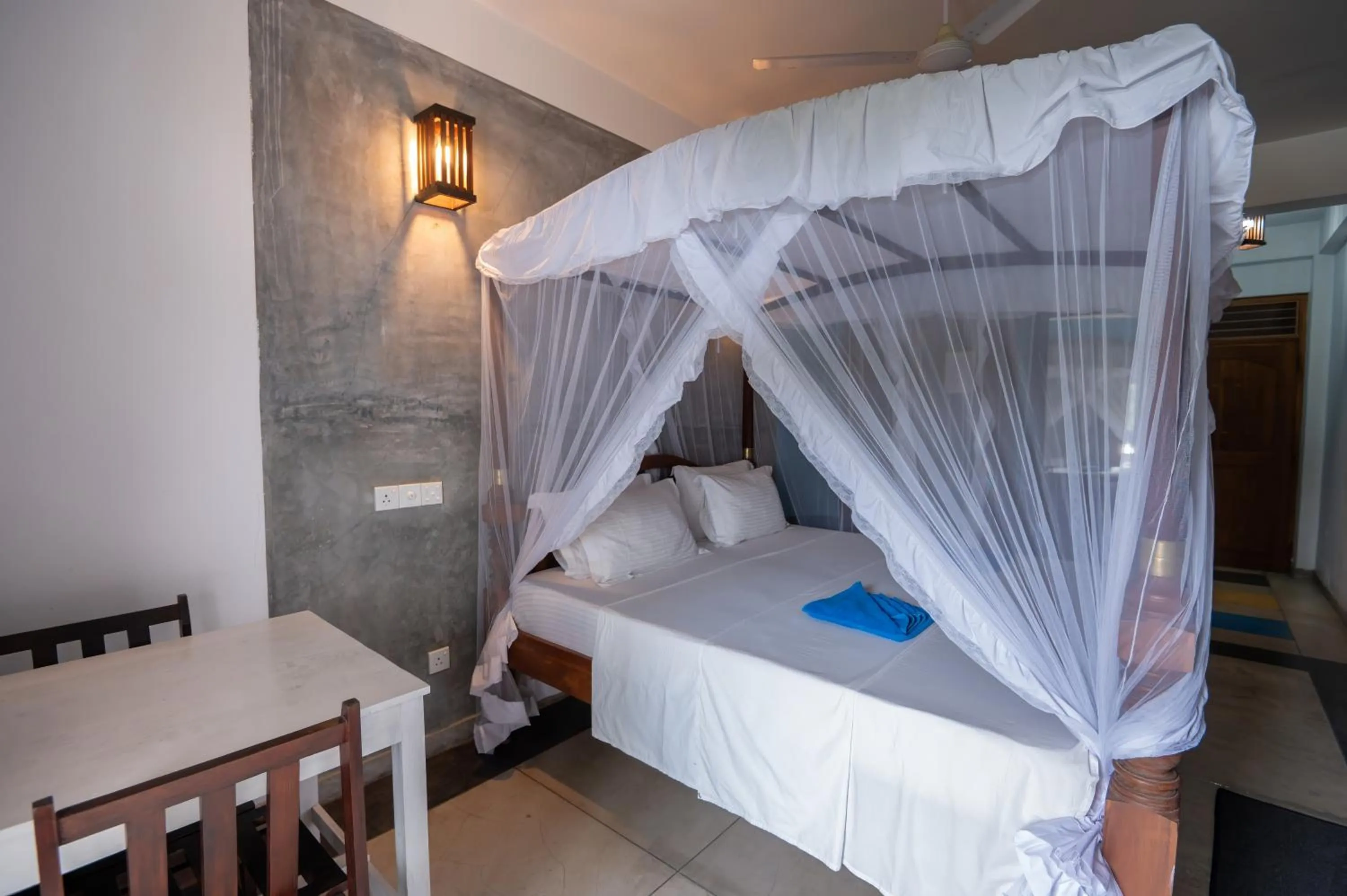 Bed in Aaradhya Mirissa