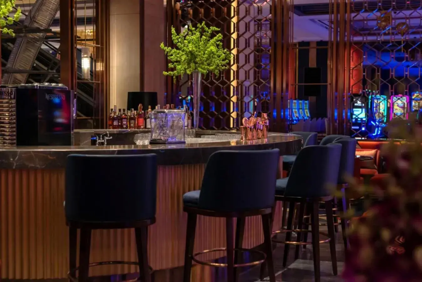 Lounge or bar in Solaire Resort North Lounge or bar in Solaire Resort North