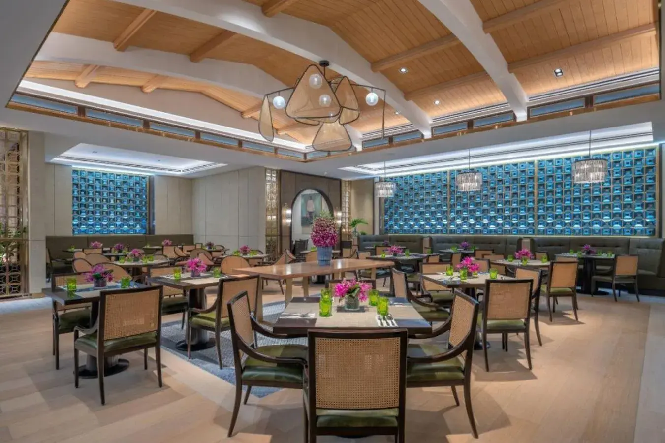 Restaurant/places to eat in Solaire Resort North Restaurant/places to eat in Solaire Resort North