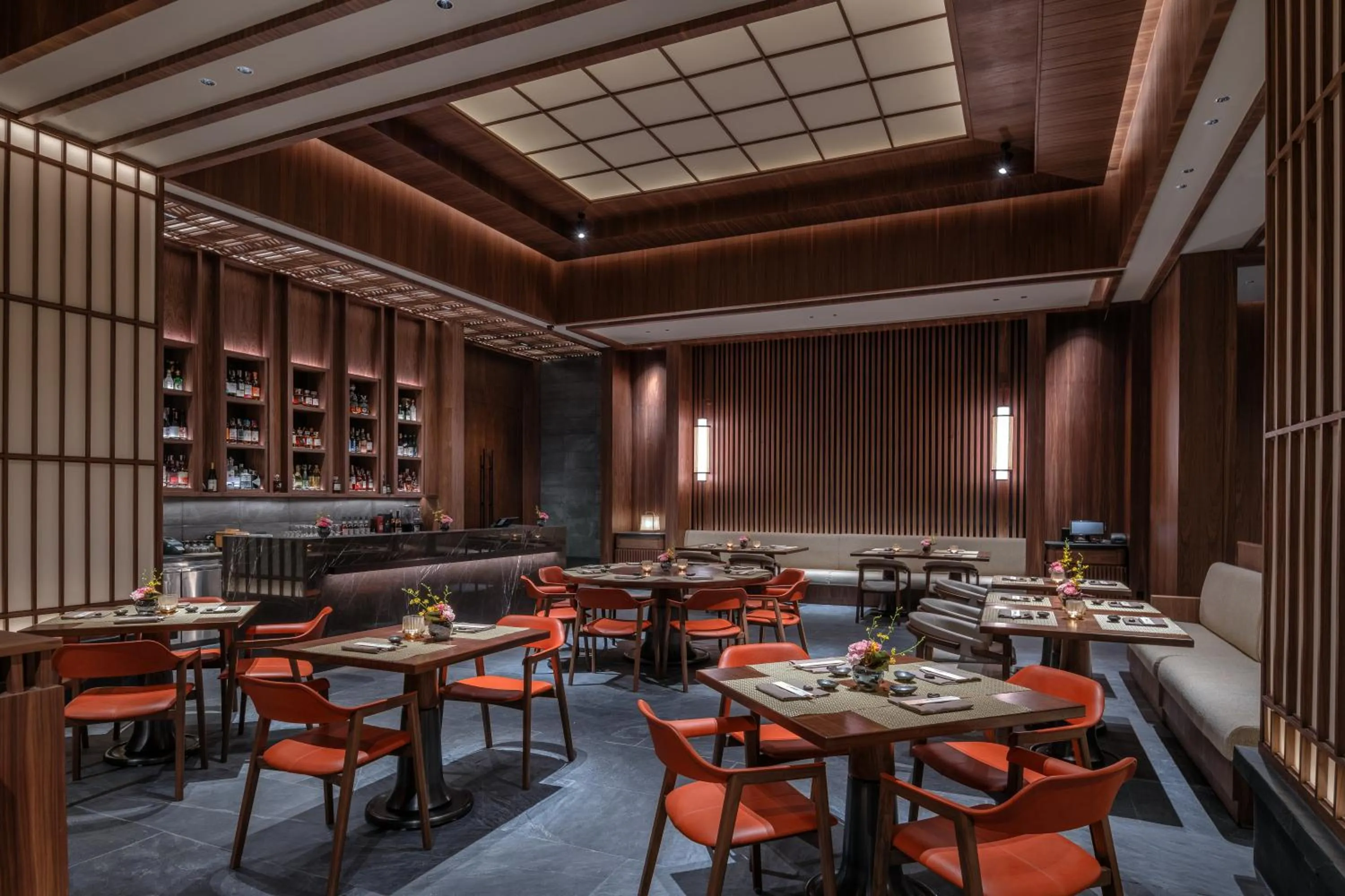 Restaurant/places to eat in Solaire Resort North