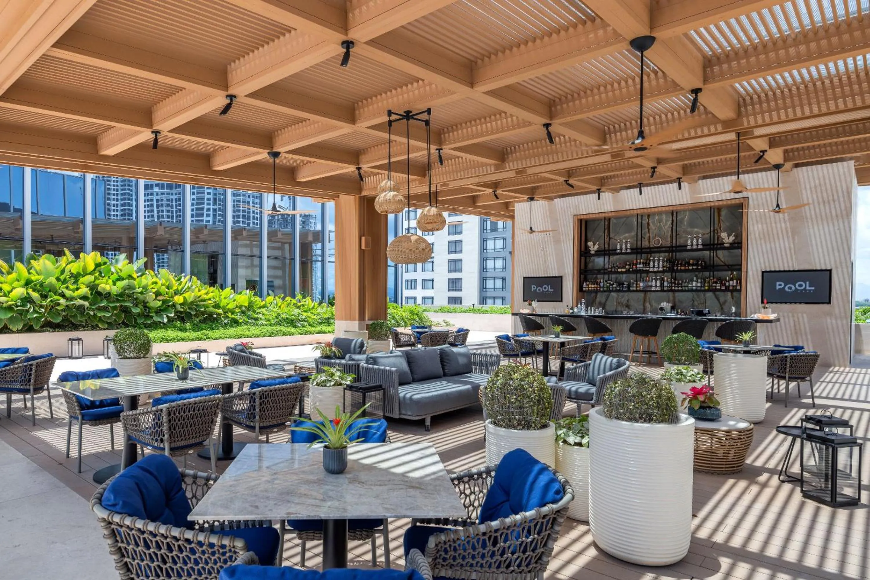 Restaurant/places to eat in Solaire Resort North