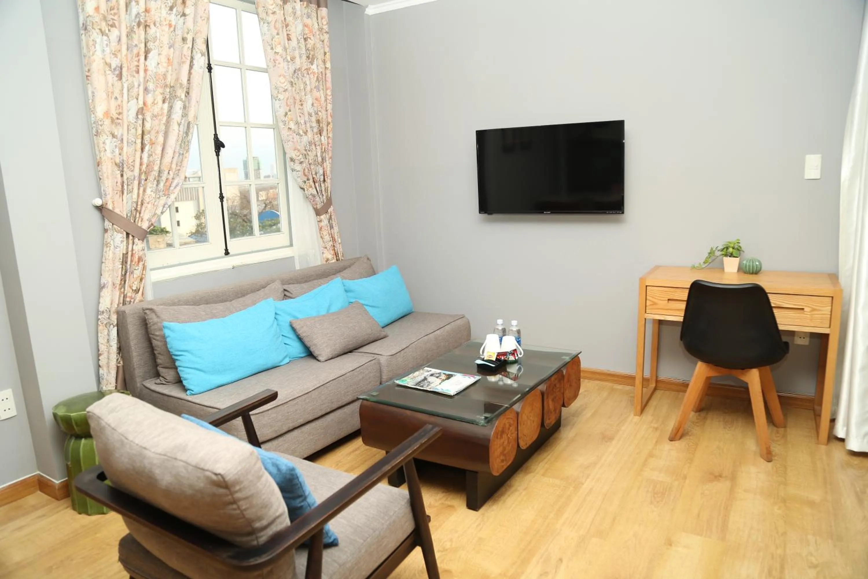 Living room in KaKa Hotel Han River