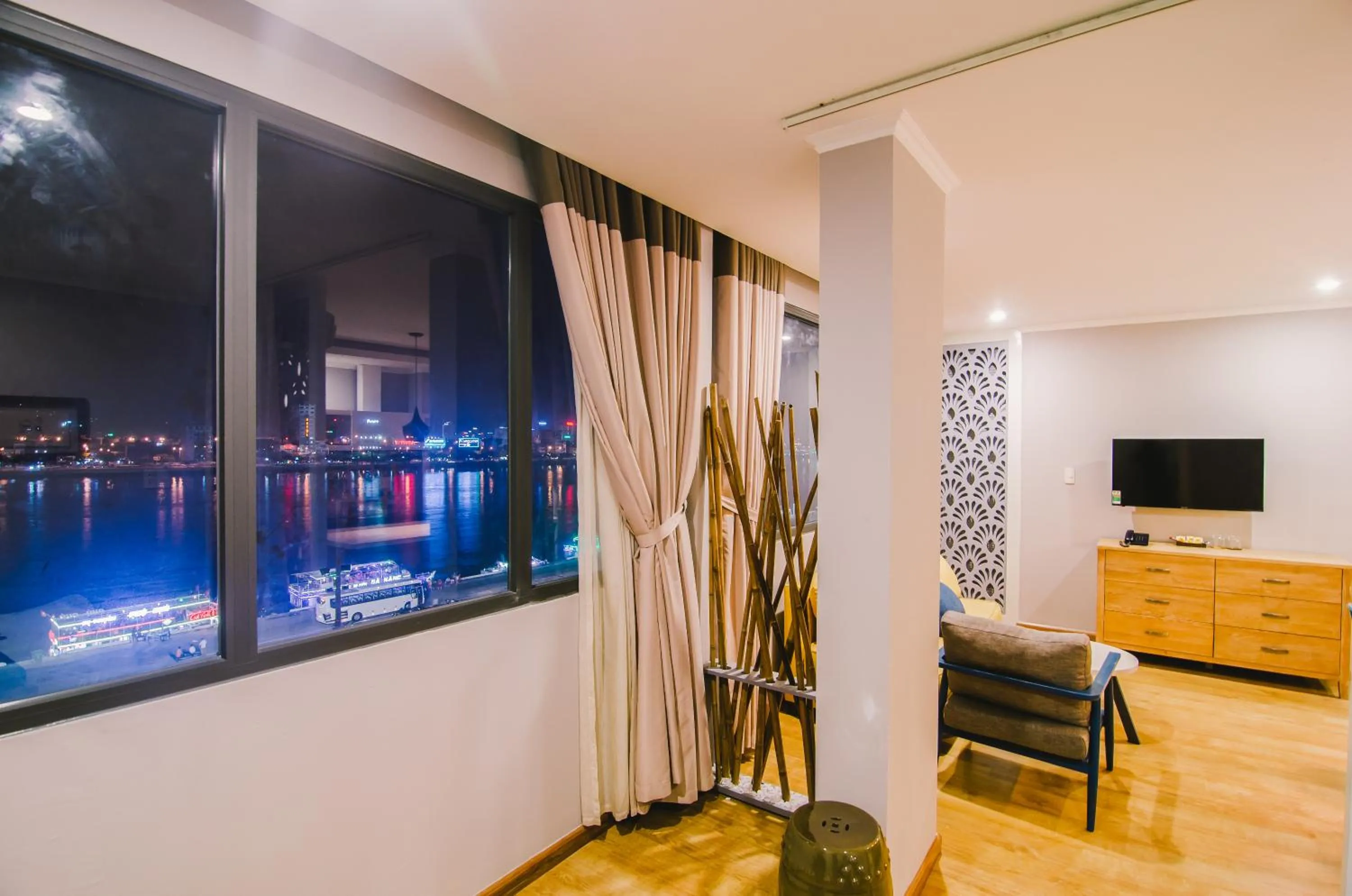 Living room in KaKa Hotel Han River