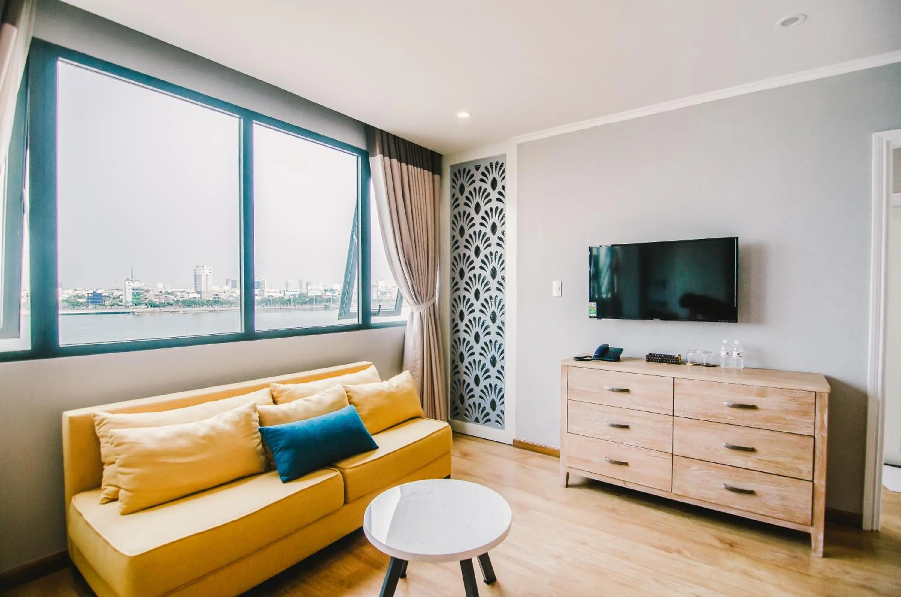 Living room in KaKa Hotel Han River