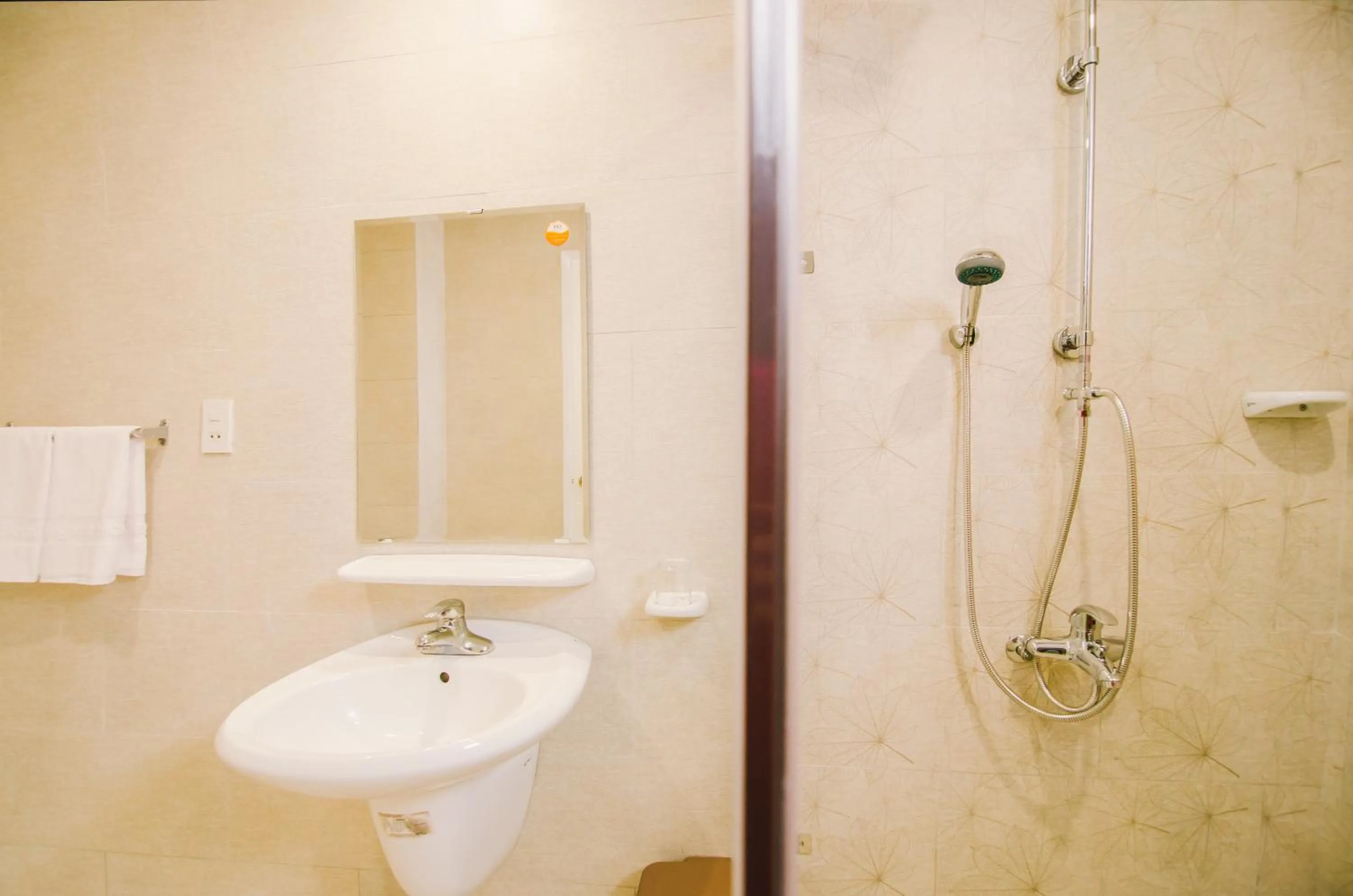 Bathroom in KaKa Hotel Han River
