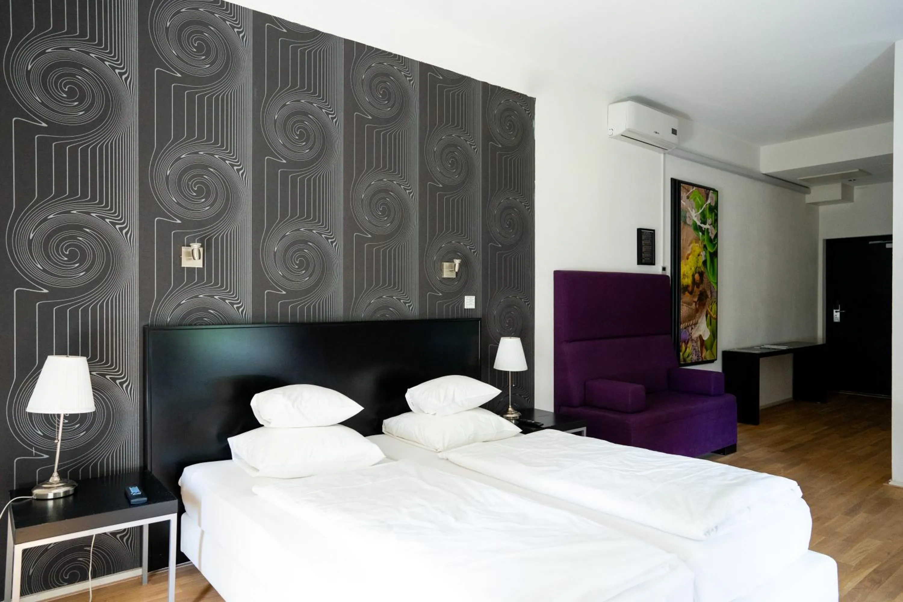 Bedroom, Bed in Hotel Villa Ruimzicht