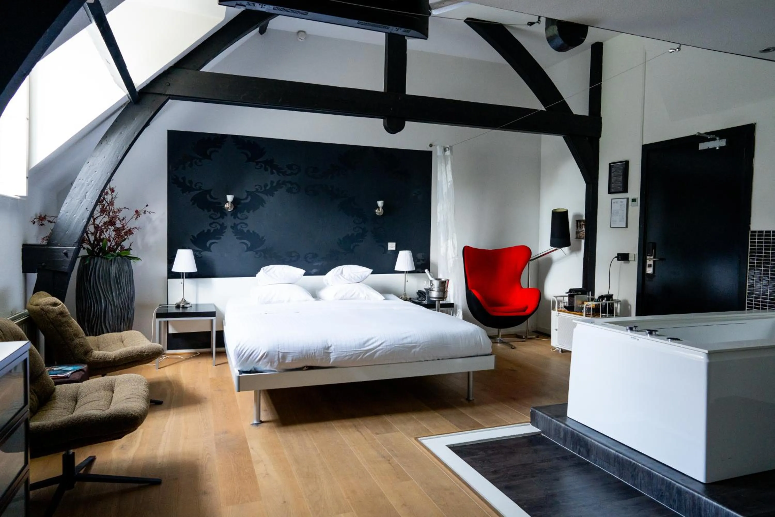 Living room, Bed in Hotel Villa Ruimzicht