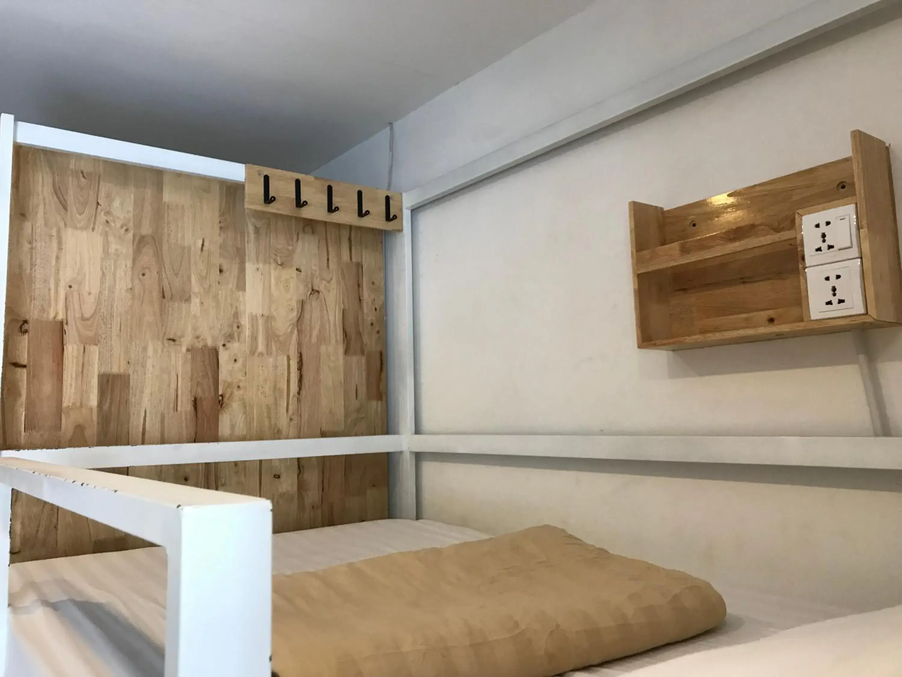 bunk bed in Onederz SHV Golden Lion bunk bed in Onederz SHV Golden Lion