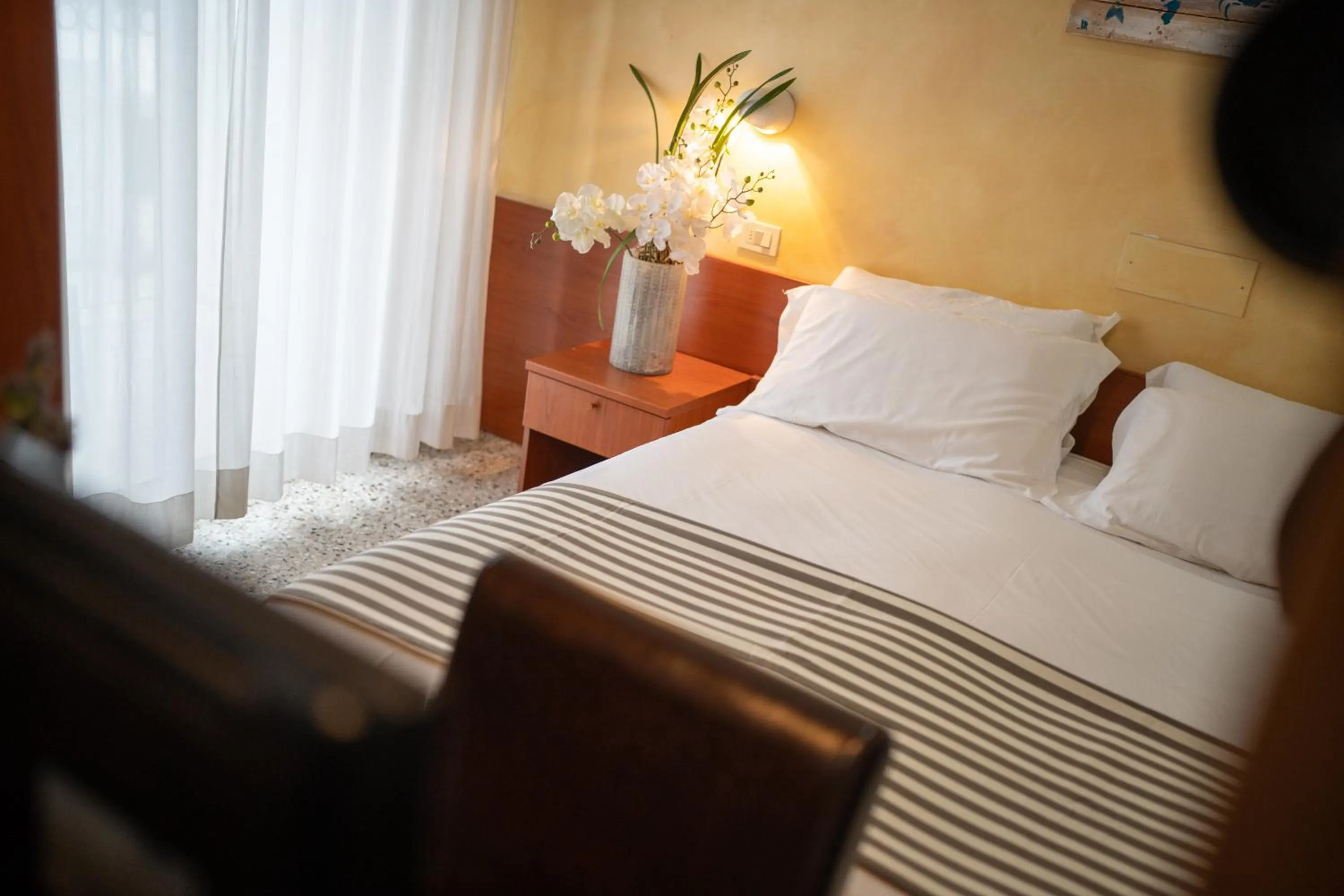 Bedroom, Bed in Hotel Mia