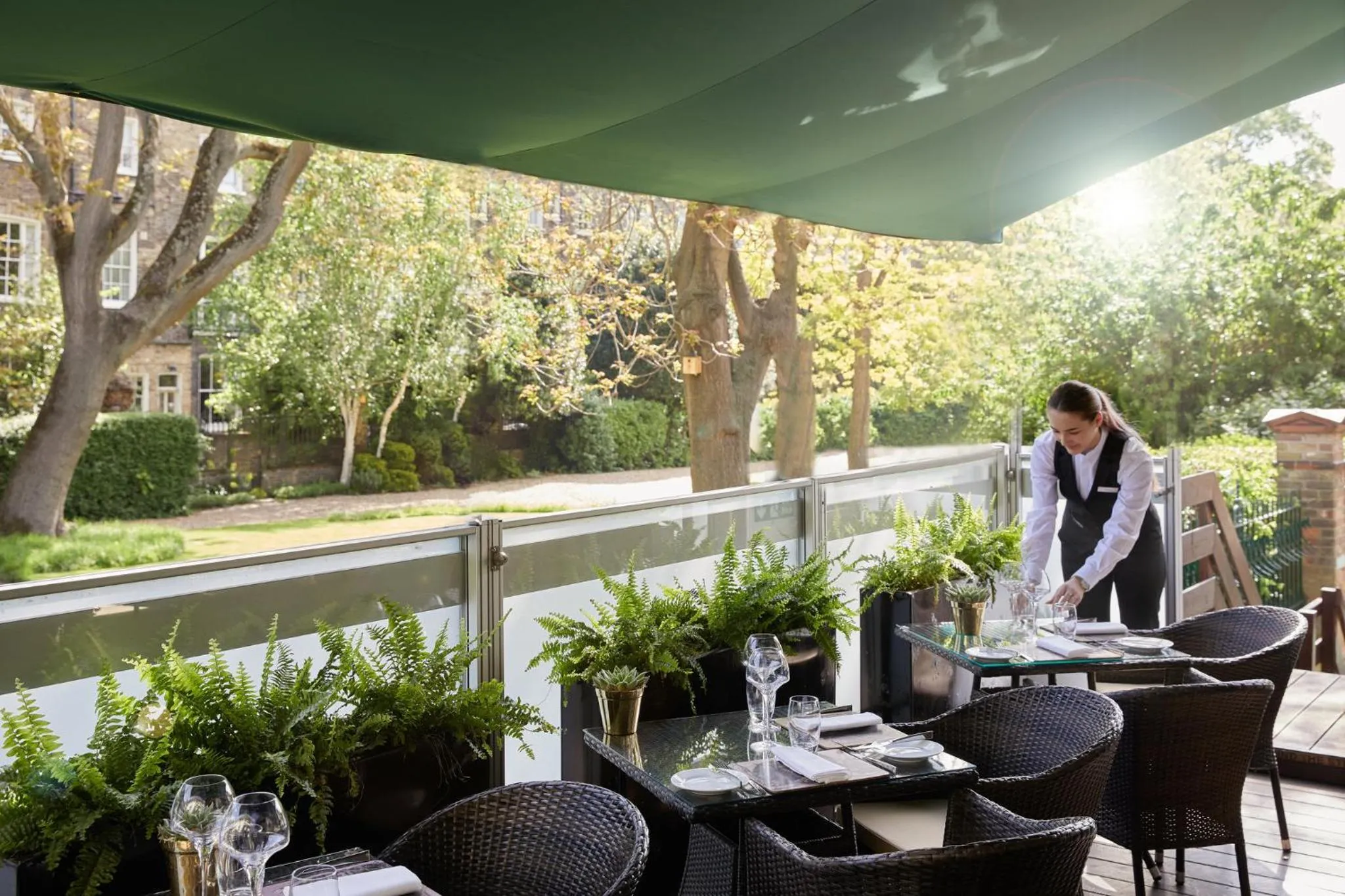 Restaurant/places to eat in The Montague On The Gardens