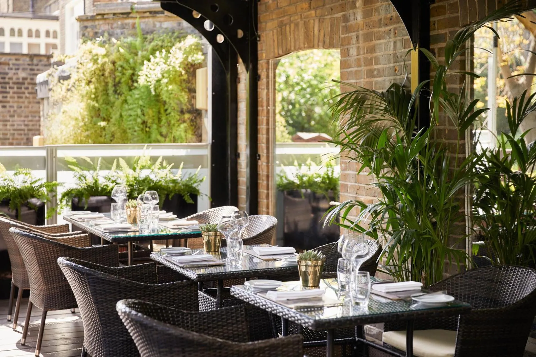 Restaurant/places to eat in The Montague On The Gardens